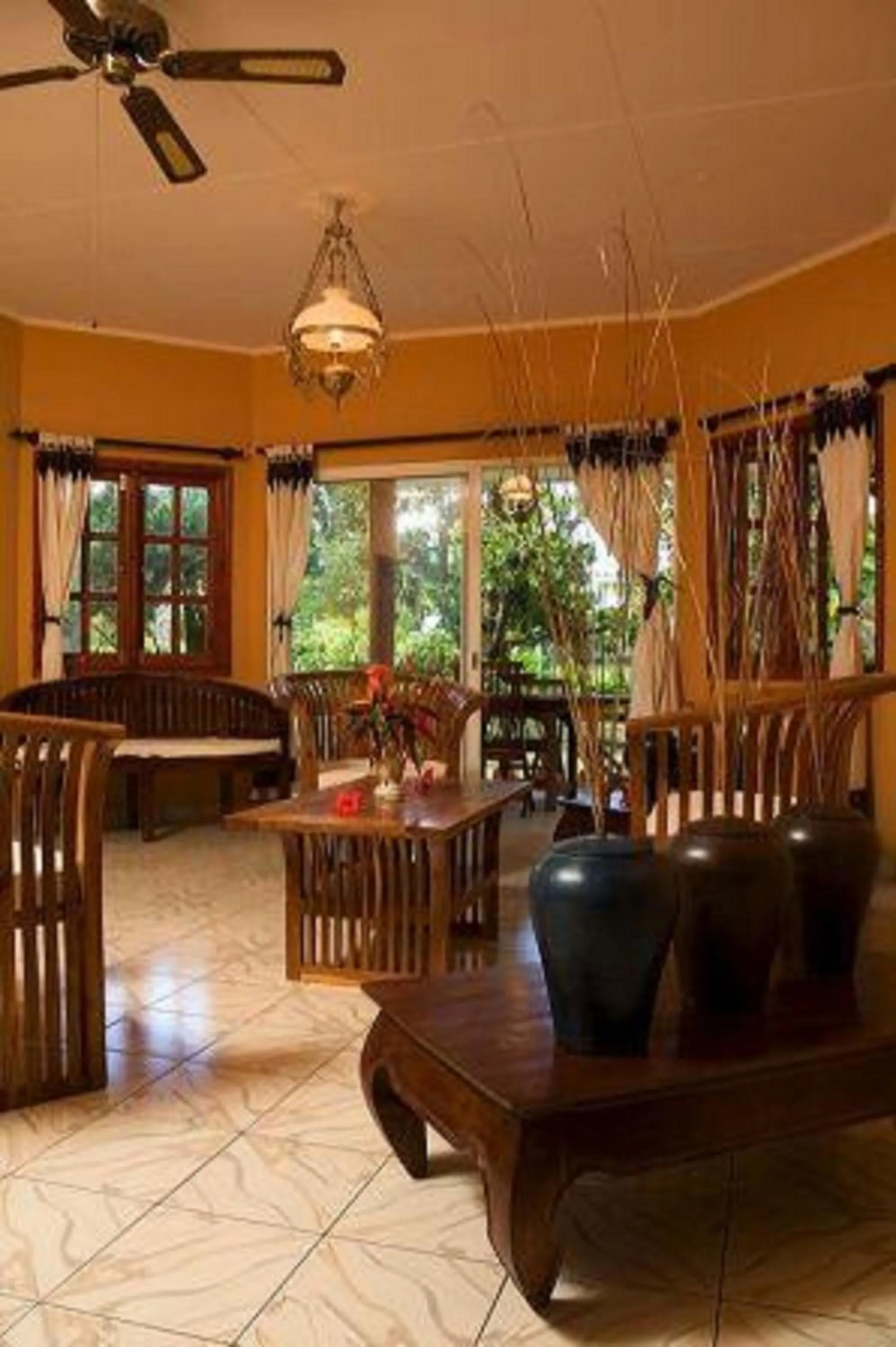 Living room in Villas des Alizes beachfront suites and garden villas