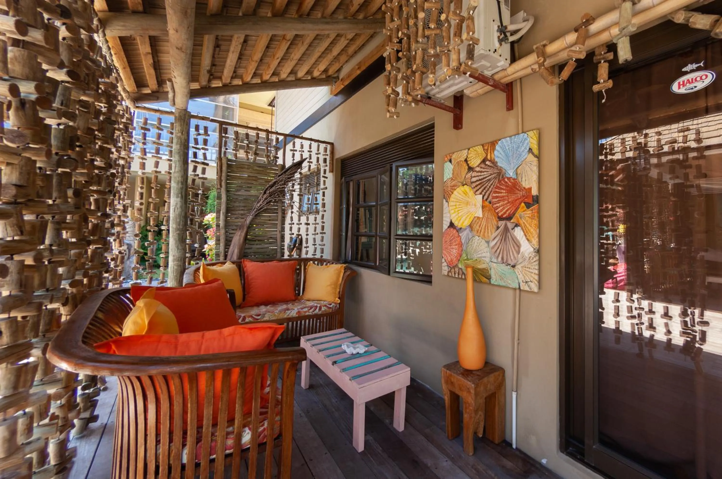 Villas des Alizes beachfront suites and garden villas