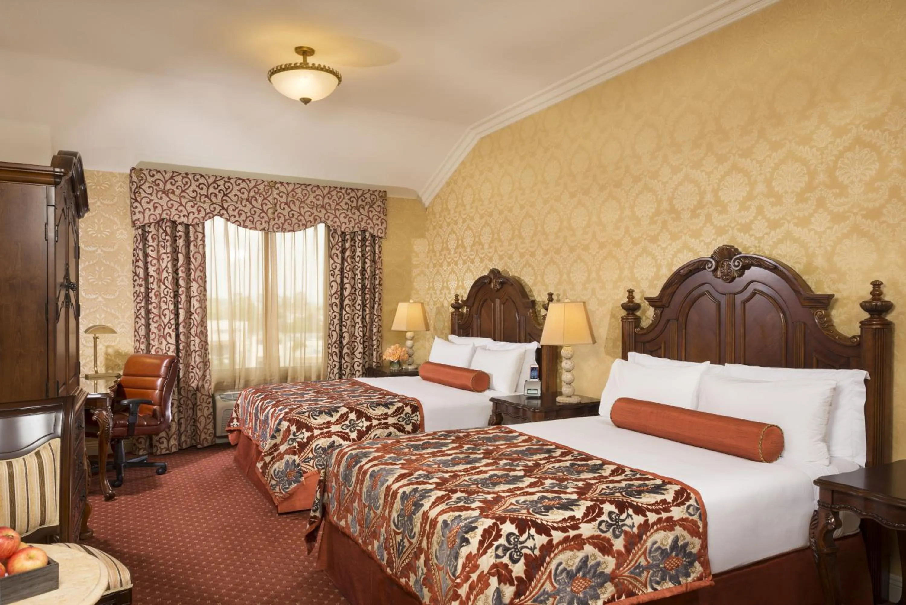 Bedroom, Bed in Ayres Hotel Manhattan Beach