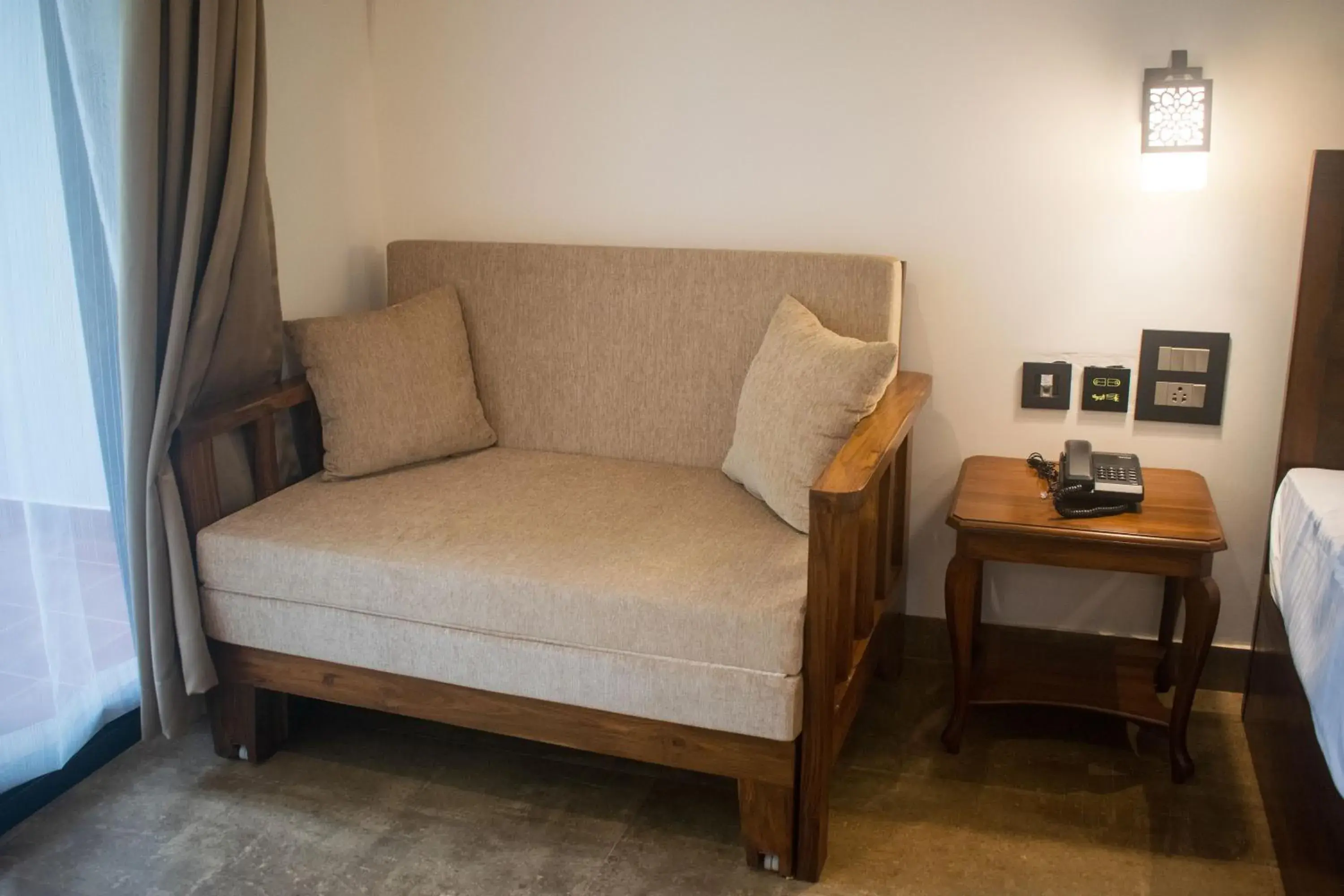 Property building, Bed in Altrude By The Sea Property building, Bed in Altrude By The Sea