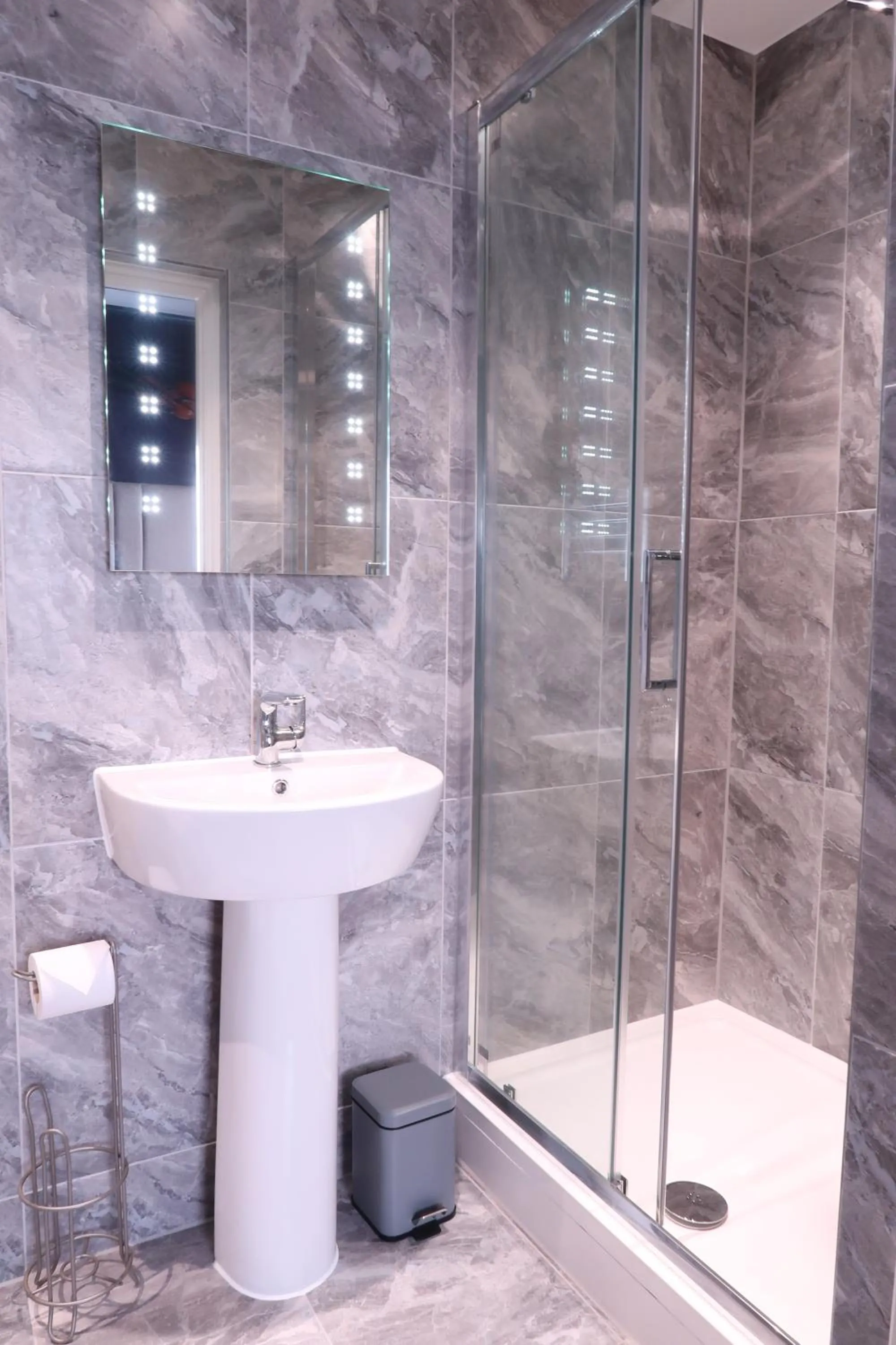 Shower in The Craft House