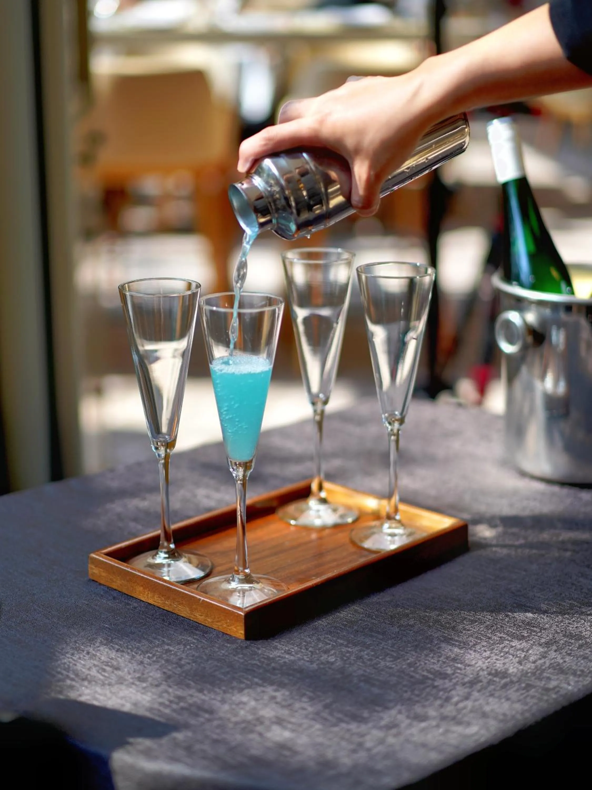 Restaurant/places to eat in InterContinental Beijing Beichen by IHG l Walking Distance to Bird's Nest & Water Cube & Metro Station l Interconnected with China National Convention Center l Award-winning Club Lounge with Mixologist l Direct Metro Line to Wangfujing