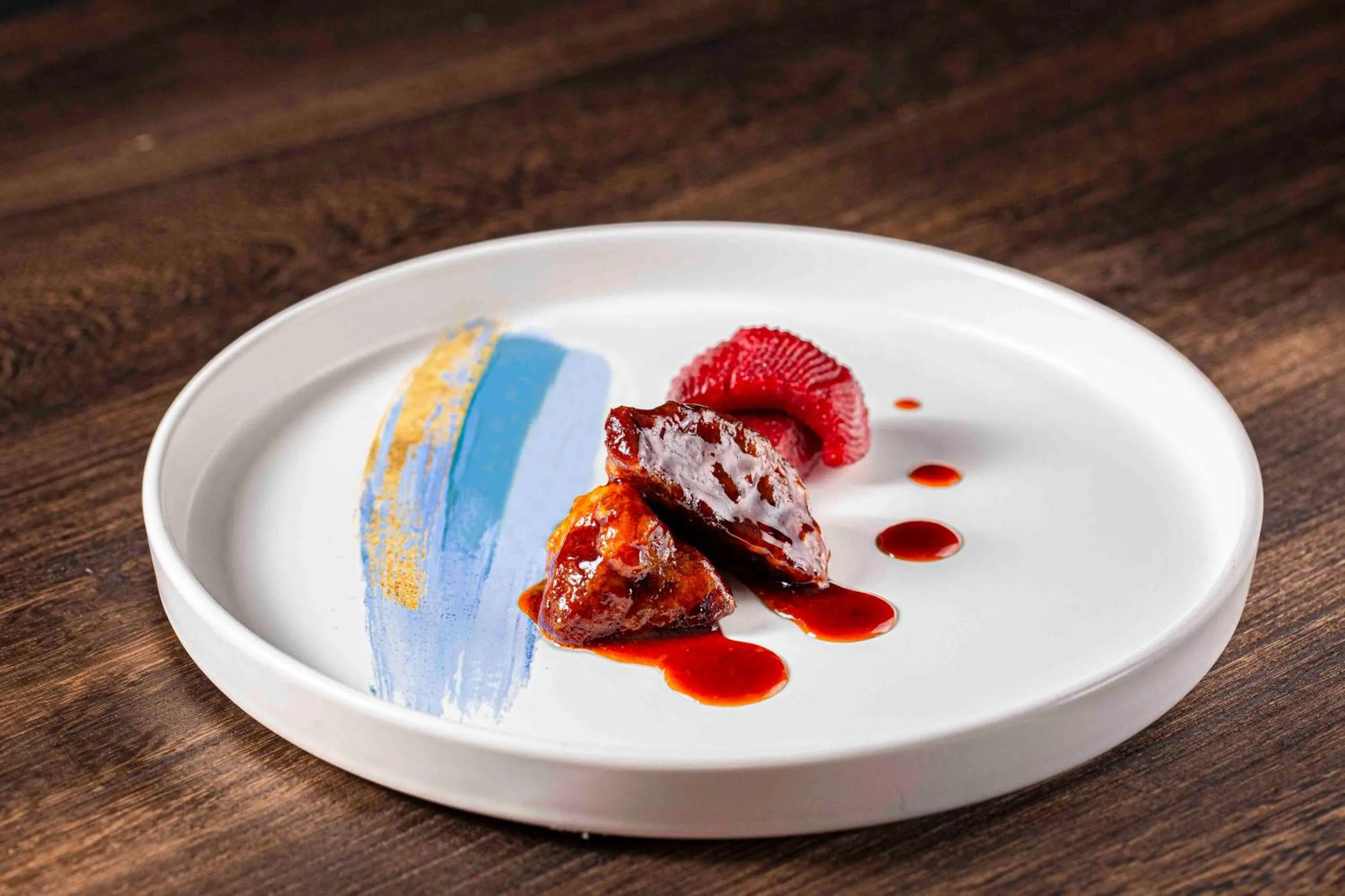 Restaurant/places to eat in InterContinental Beijing Beichen by IHG l Walking Distance to Bird's Nest & Water Cube & Metro Station l Interconnected with China National Convention Center l Award-winning Club Lounge with Mixologist l Direct Metro Line to Wangfujing