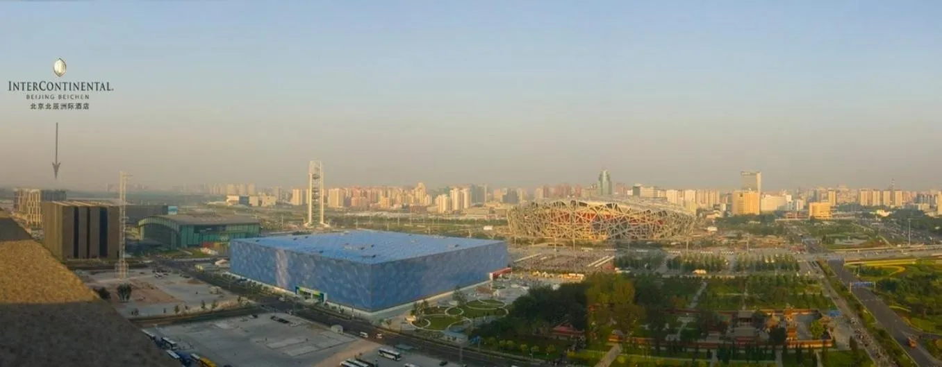 Nearby landmark in InterContinental Beijing Beichen by IHG l Walking Distance to Bird's Nest & Water Cube & Metro Station l Interconnected with China National Convention Center l Award-winning Club Lounge with Mixologist l Direct Metro Line to Wangfujing