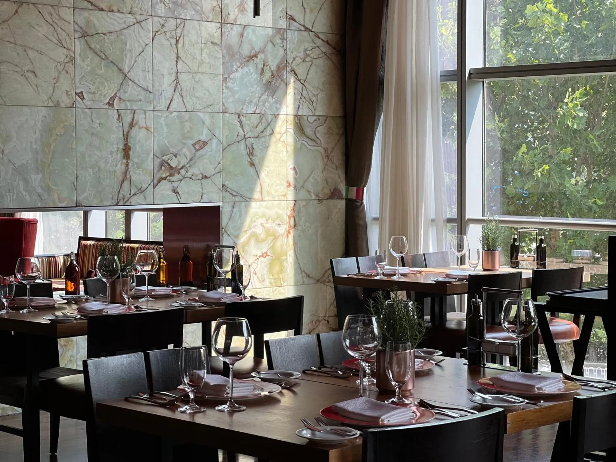 Restaurant/places to eat in InterContinental Beijing Beichen by IHG