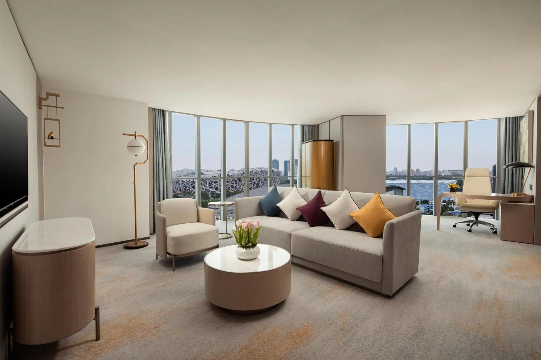 1 King Bed Premier Suite 		 in InterContinental Beijing Beichen by IHG l Walking Distance to Bird's Nest & Water Cube & Metro Station l Interconnected with China National Convention Center l Award-winning Club Lounge with Mixologist l Direct Metro Line to Wangfujing