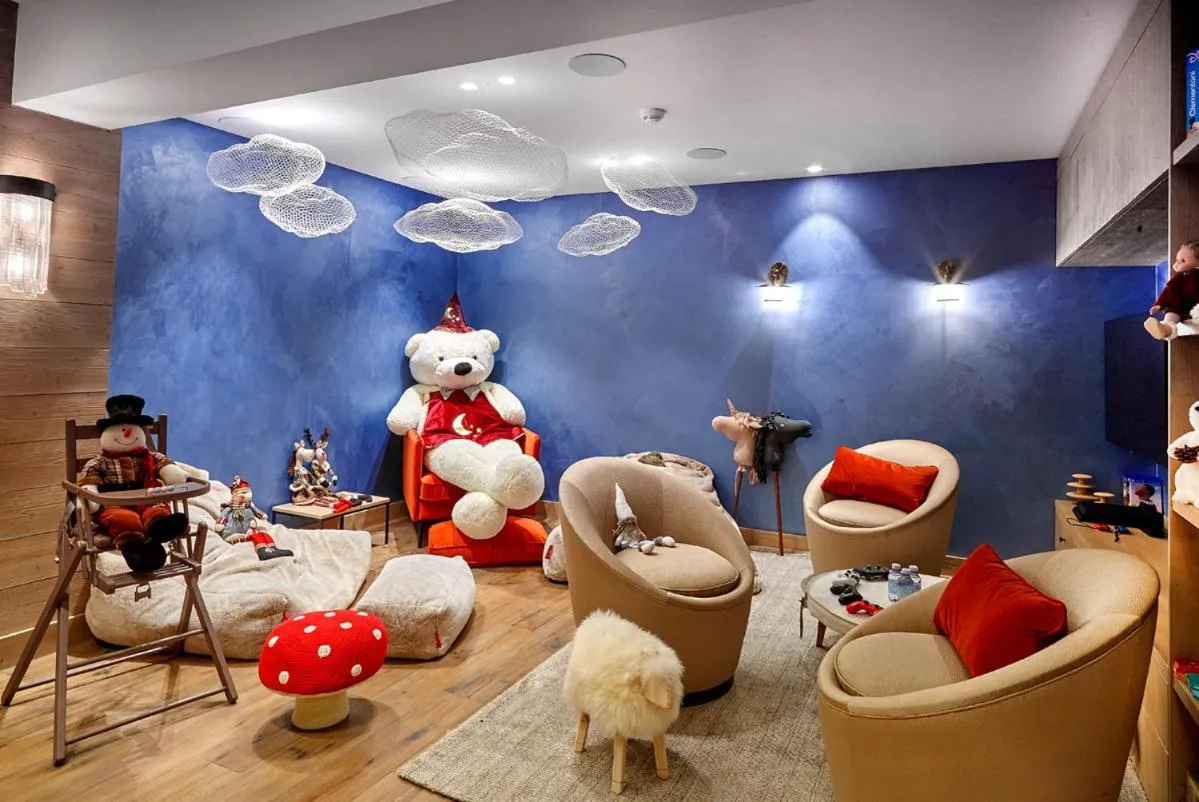 Game Room in Lys Martagon