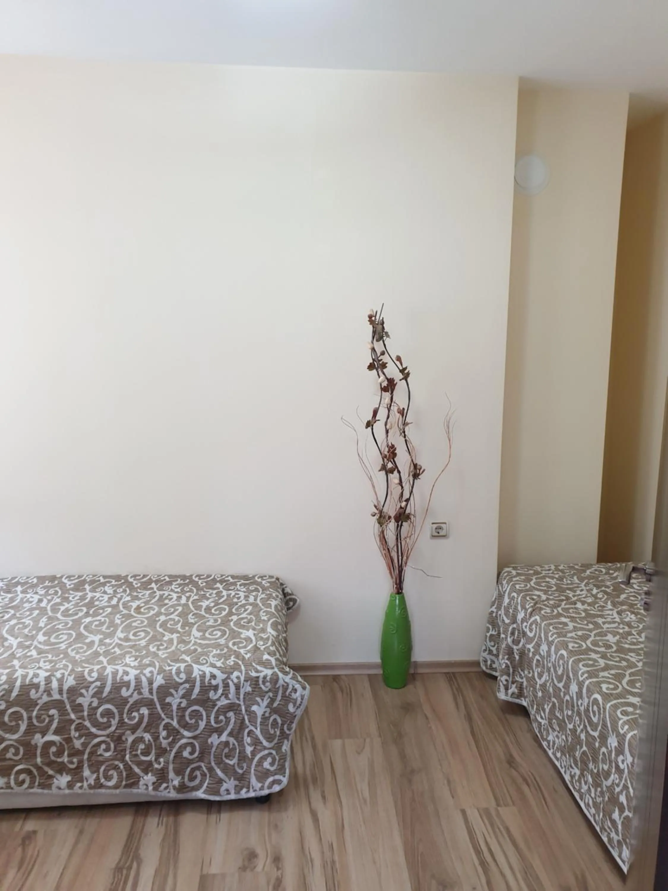 Bed in Apartment Tryavna