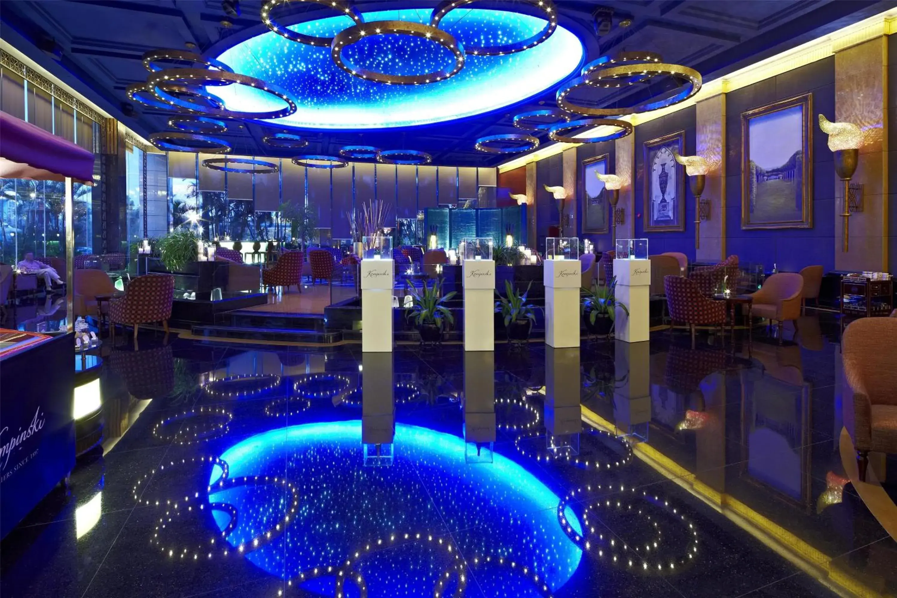 Lobby or reception in Kempinski Hotel Shenzhen Lobby or reception in Kempinski Hotel Shenzhen