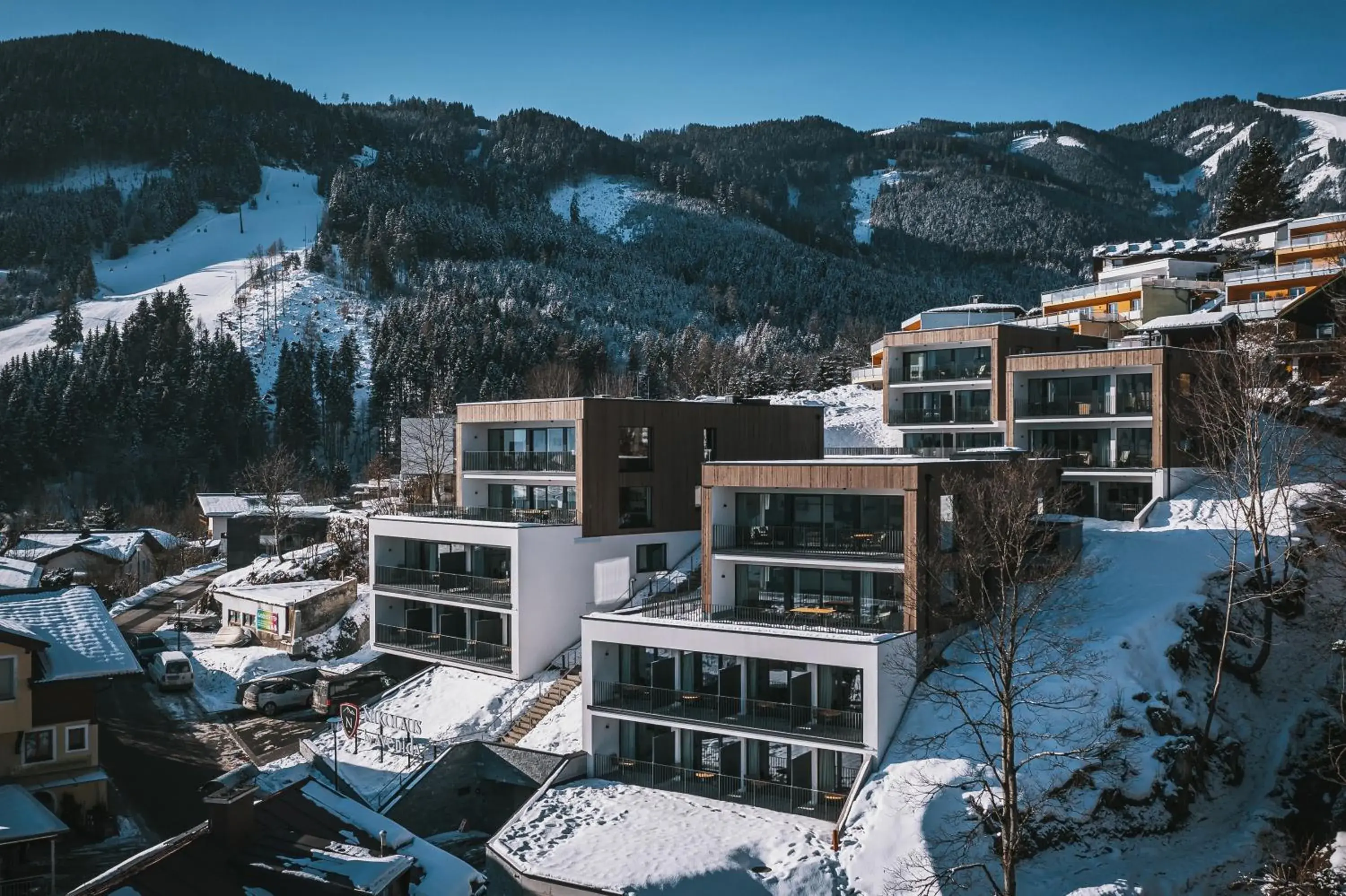 Property building in Nikolaus by AvenidA Panoramic Wellness Suites Property building in Nikolaus by AvenidA Panoramic Wellness Suites