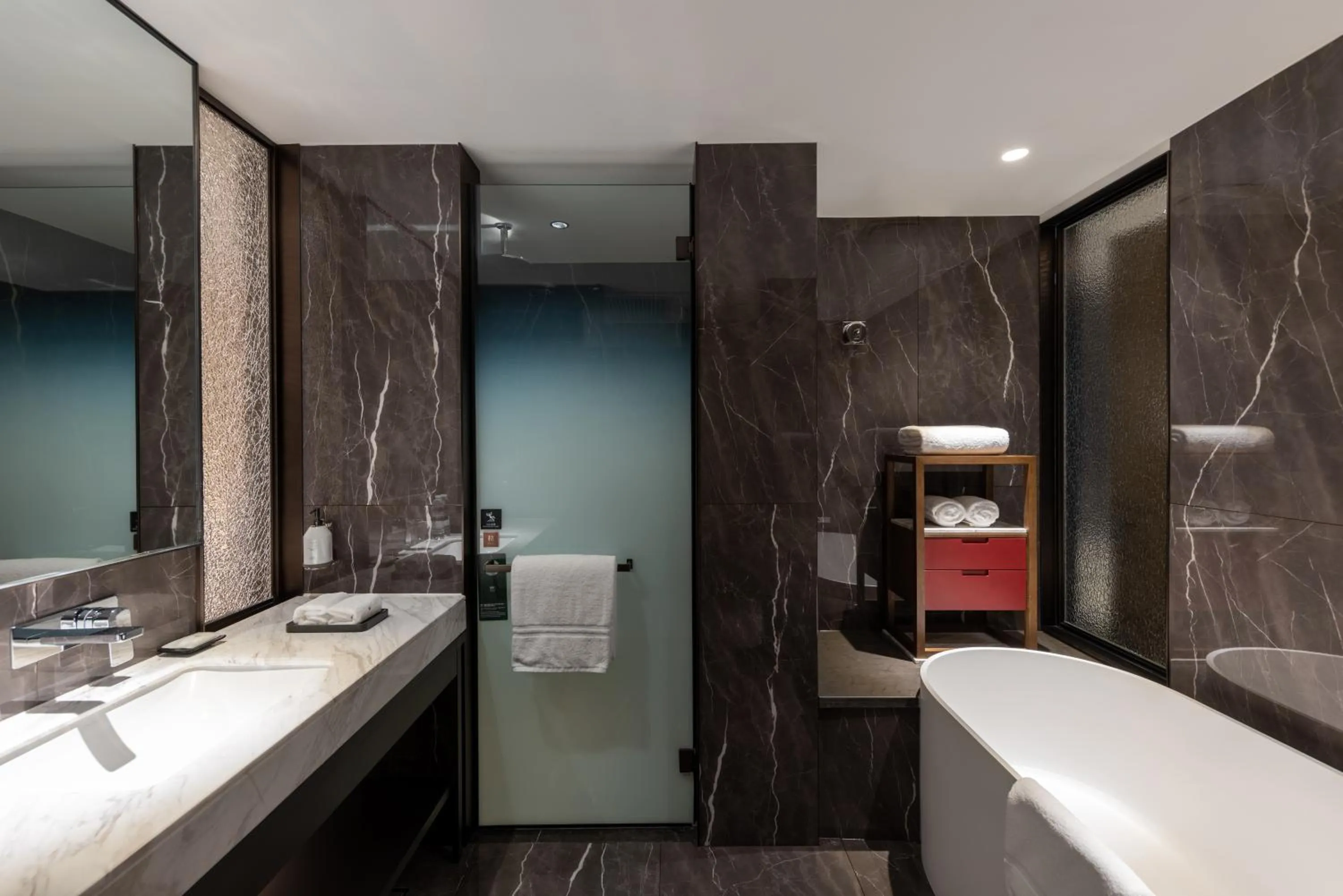 Bath in Swissôtel Shenyang