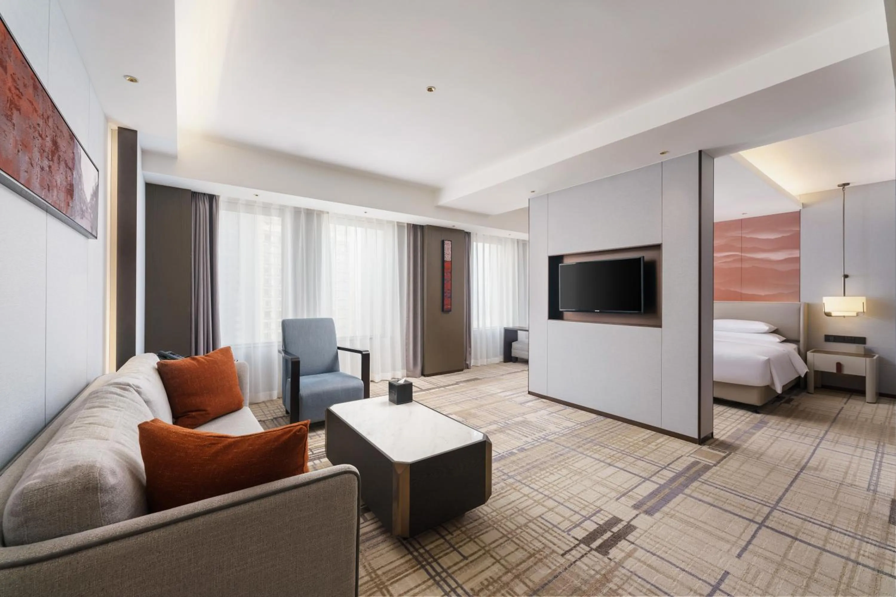 Living room, Bed in Swissôtel Shenyang