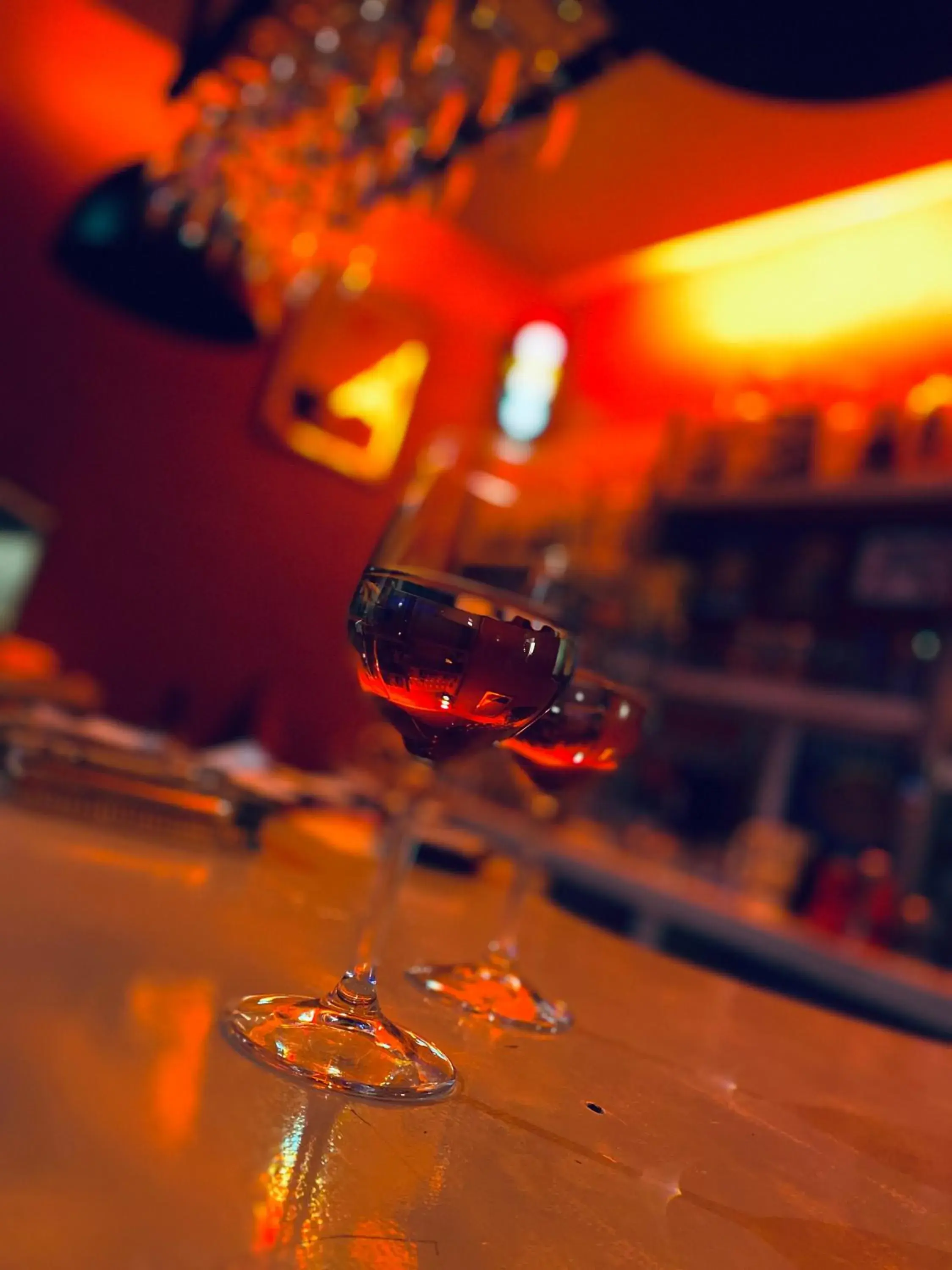 Lounge or bar in Logis Hôtel Médiéval, Montélimar Nord Lounge or bar in Logis Hôtel Médiéval, Montélimar Nord