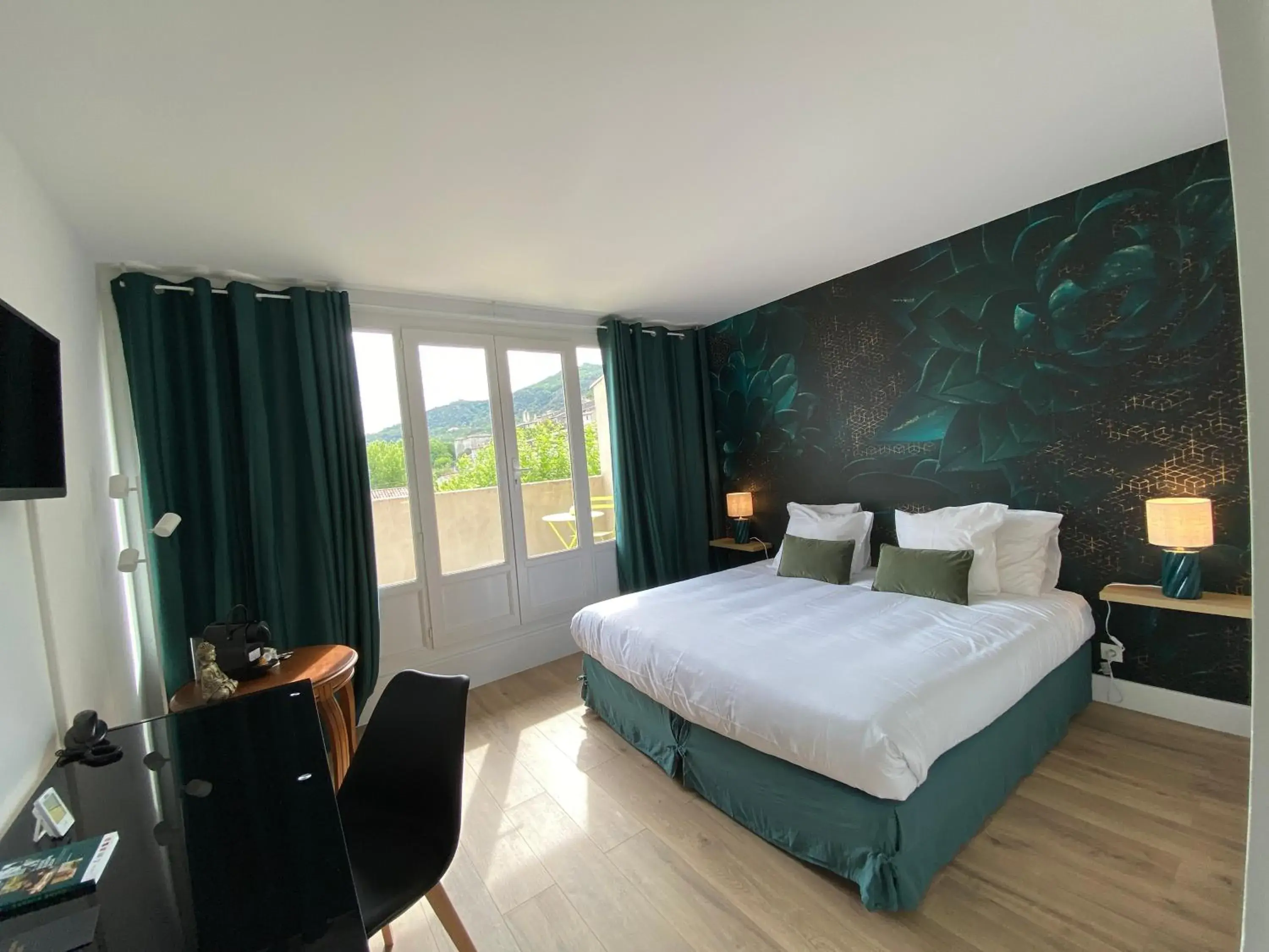 Double Room with Terrace in Logis Hôtel Médiéval, Montélimar Nord Double Room with Terrace in Logis Hôtel Médiéval, Montélimar Nord