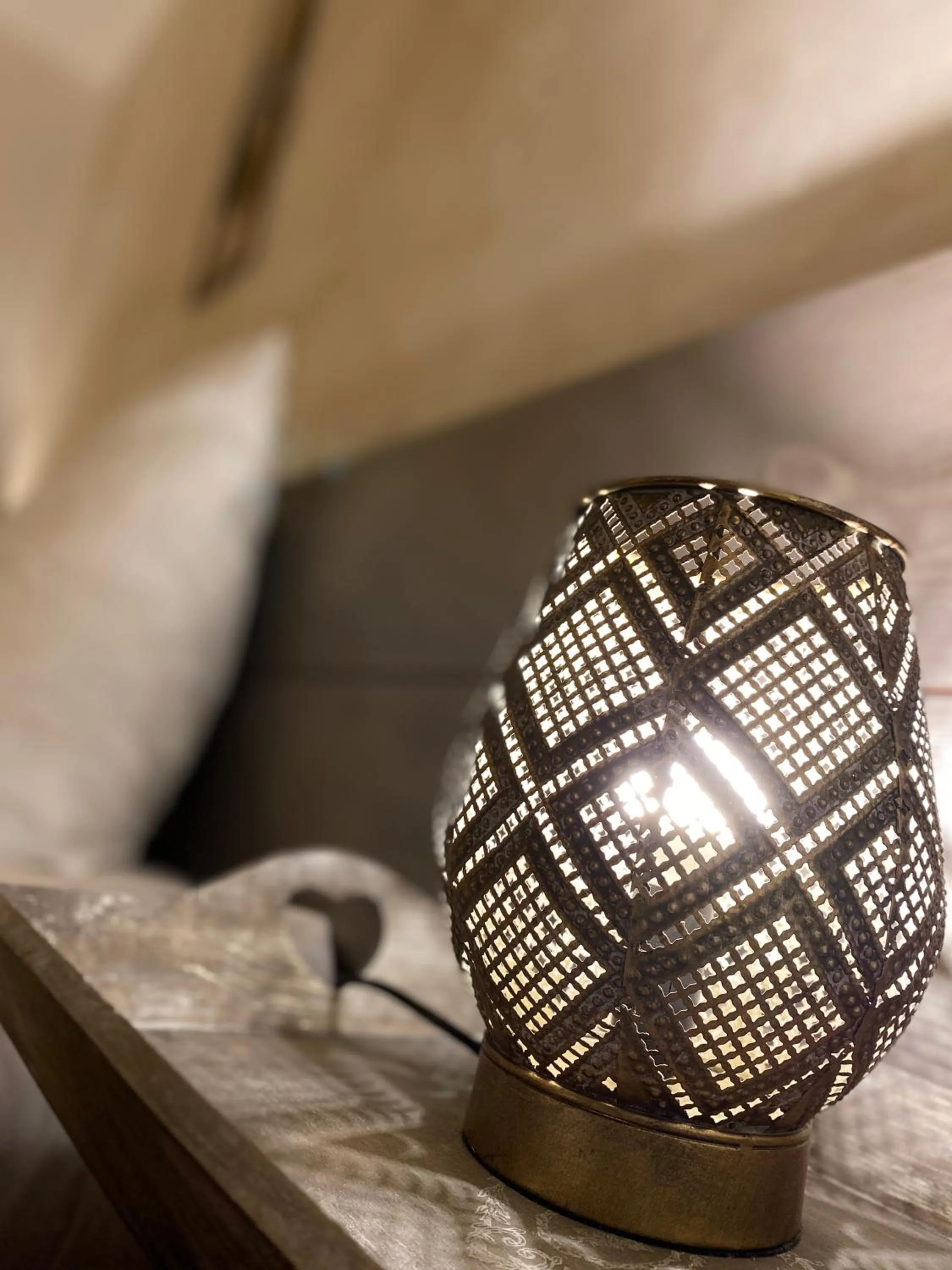 Bedroom in Logis Hôtel Médiéval, Montélimar Nord