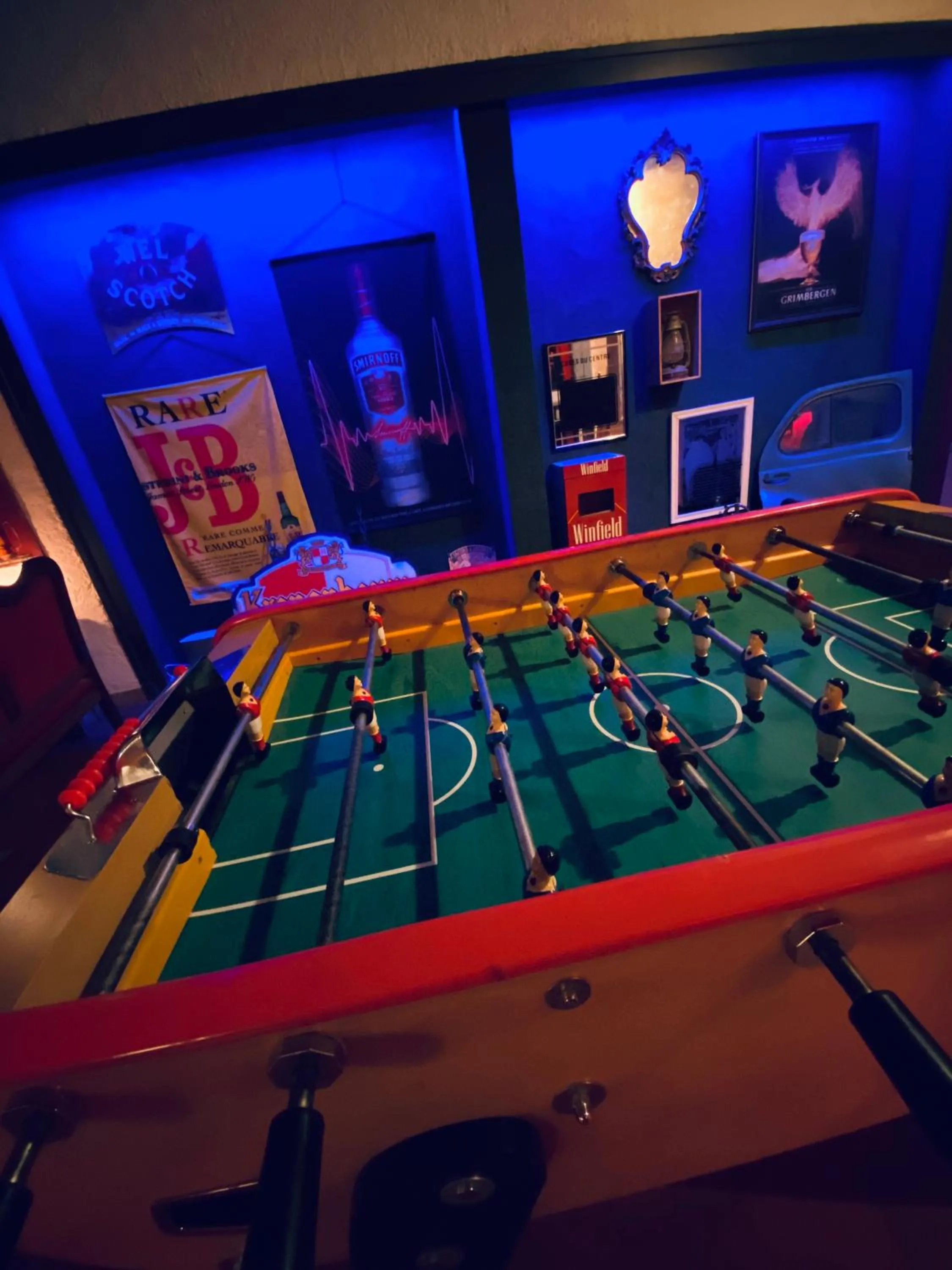 Game Room in Logis Hôtel Médiéval, Montélimar Nord