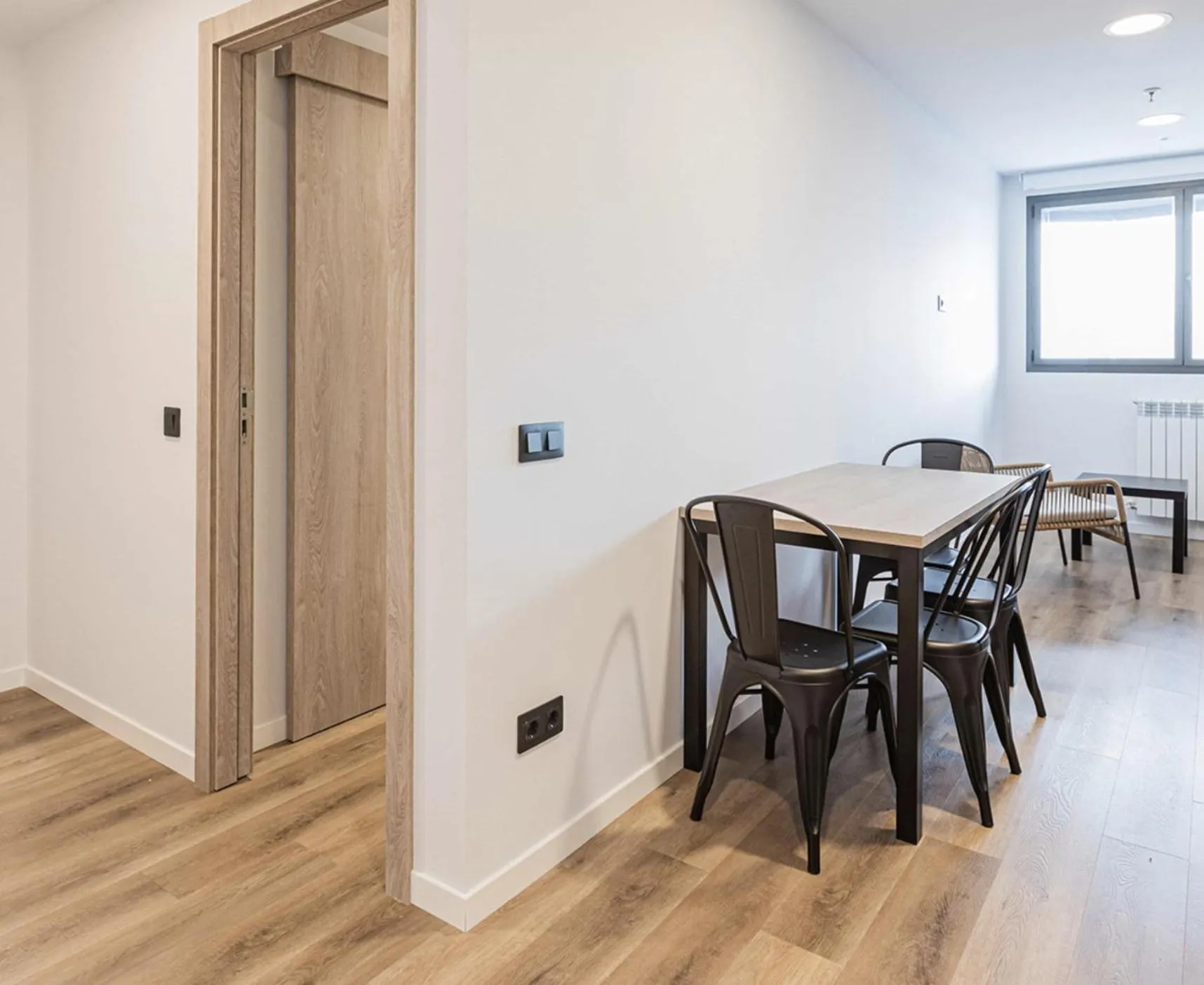 Dining area in Micampus Santander Student Residence