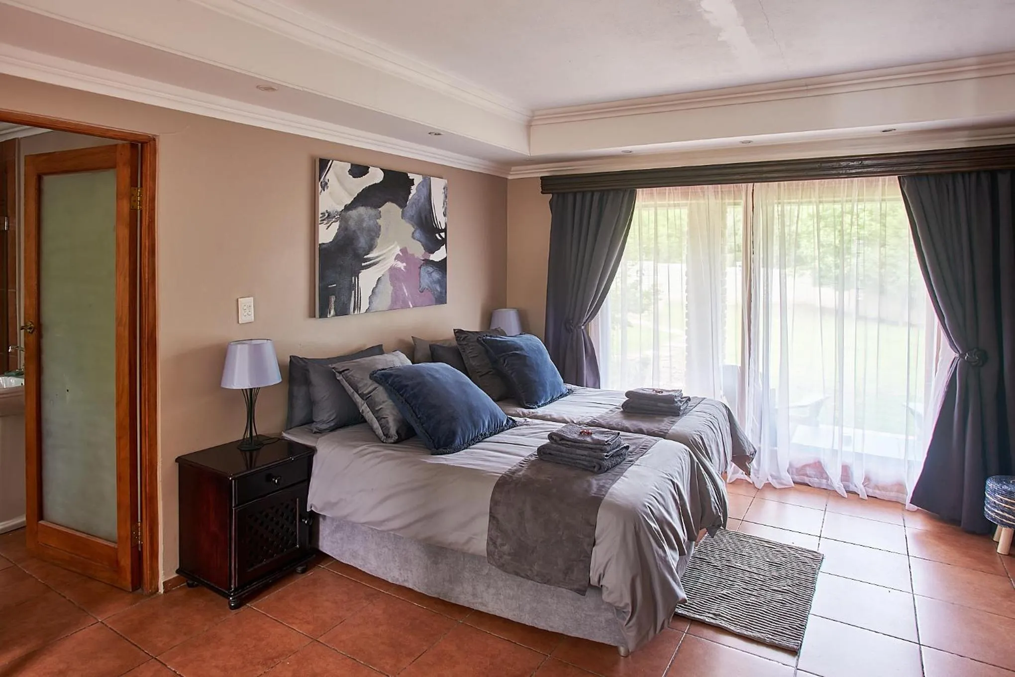 Bed in Eden Self Catering Clarens