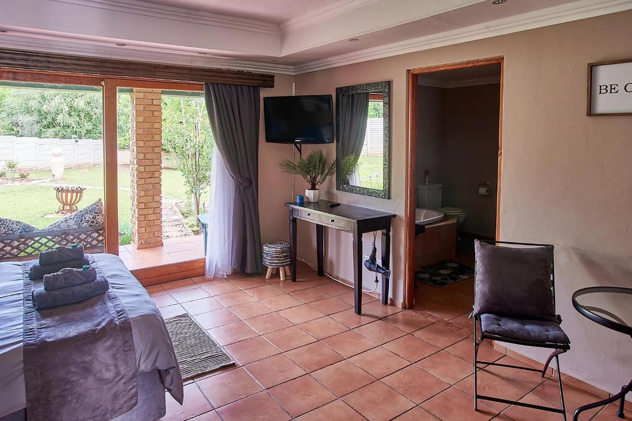 TV and multimedia in Eden Self Catering Clarens
