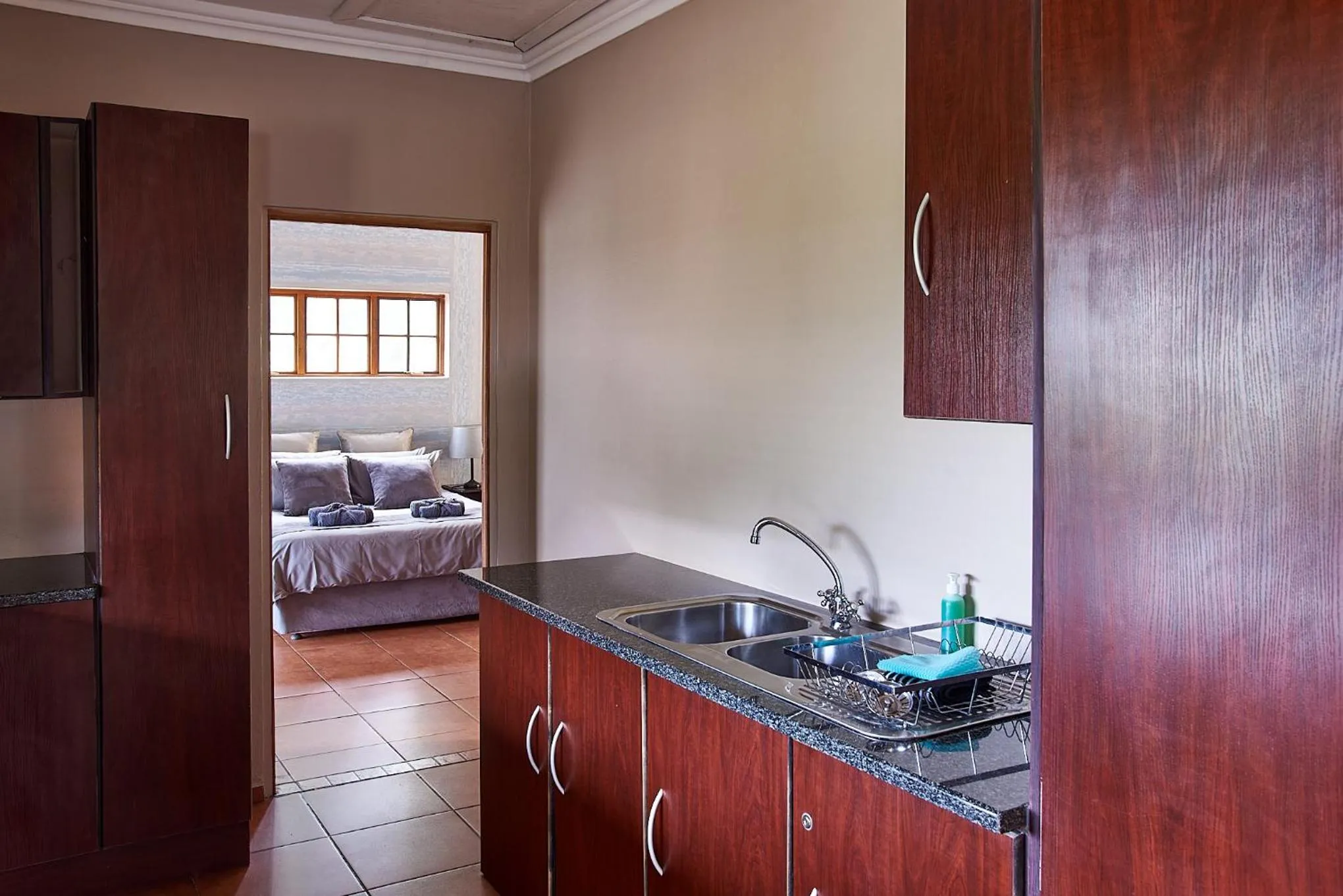 Kitchen or kitchenette, Bed in Eden Self Catering Clarens