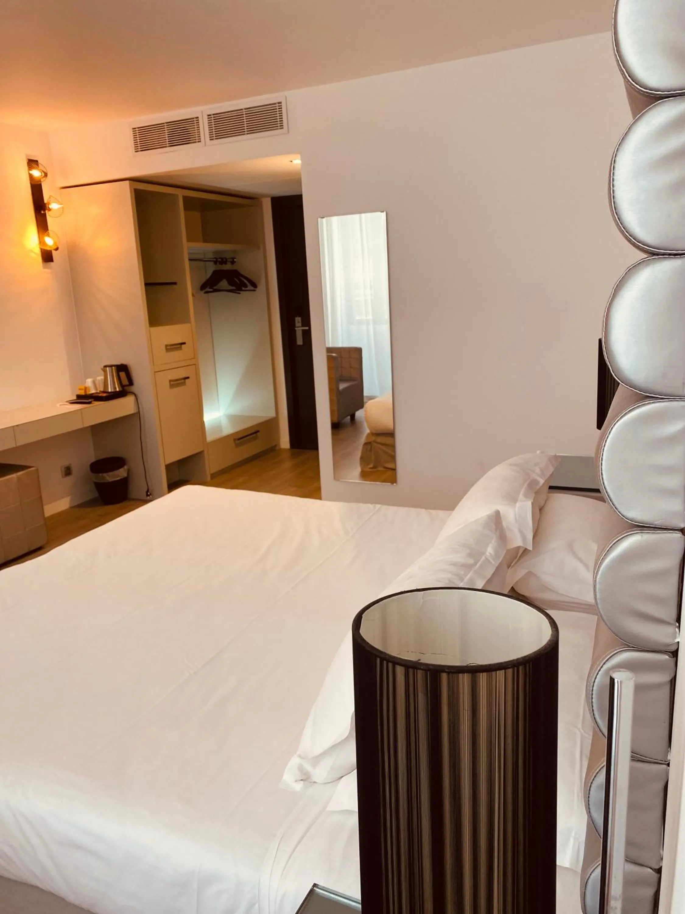 Coffee/tea facilities, Bed in L'Escale Côté Sud