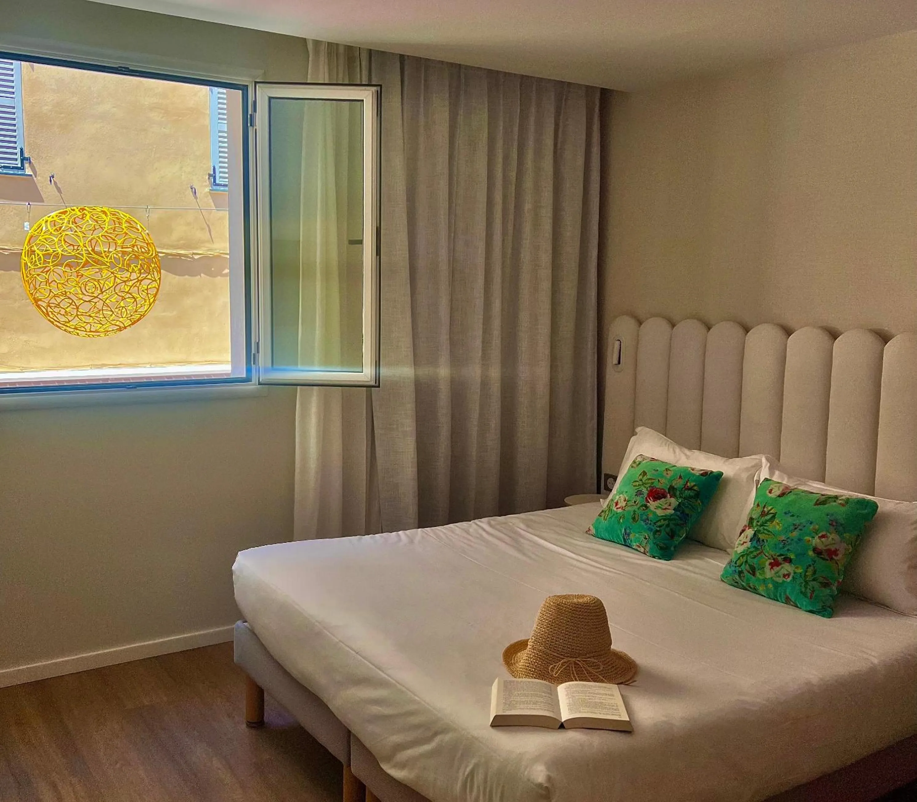 Bed in L'Escale Côté Sud