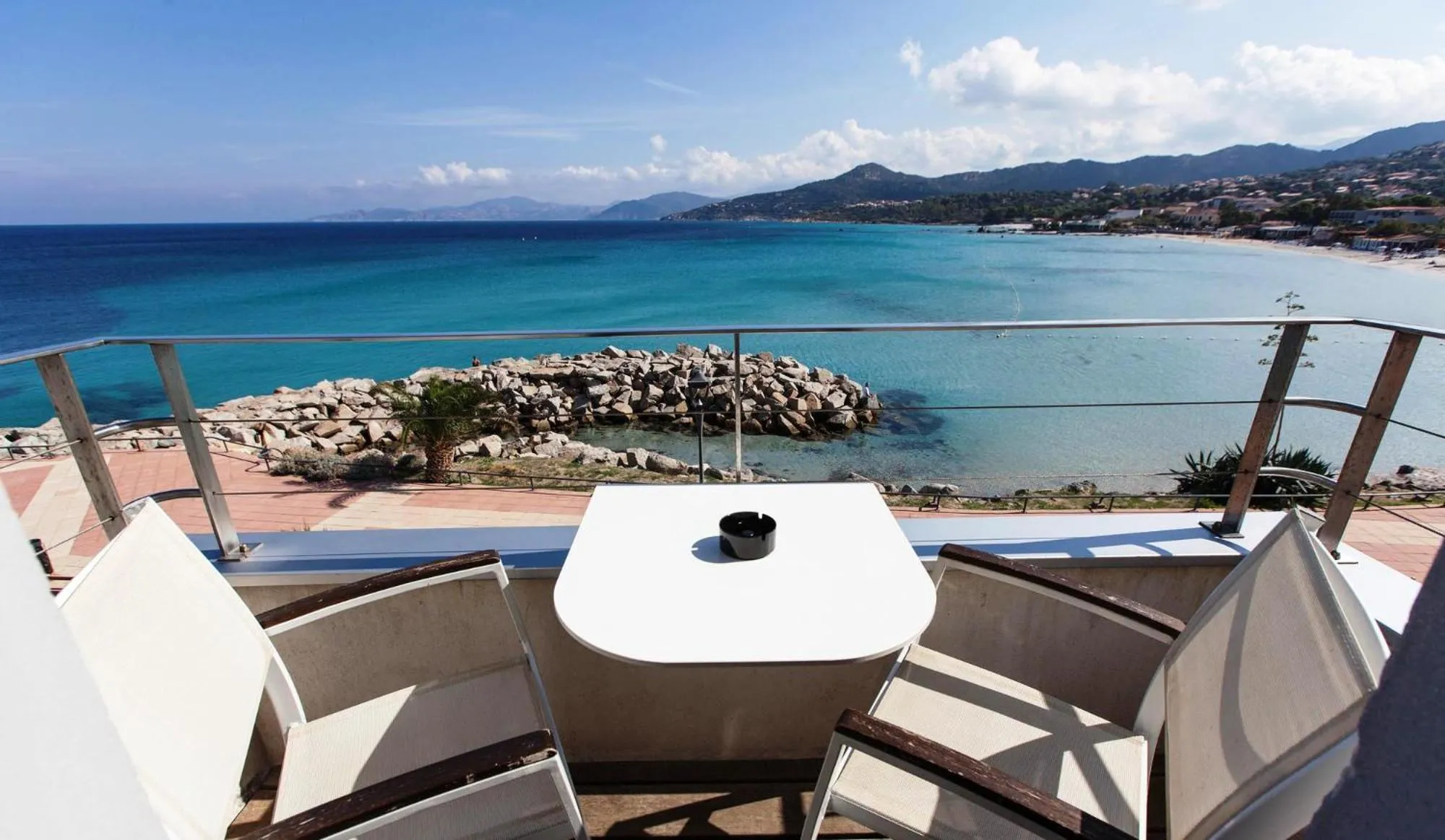 Sea view in L'Escale Côté Sud