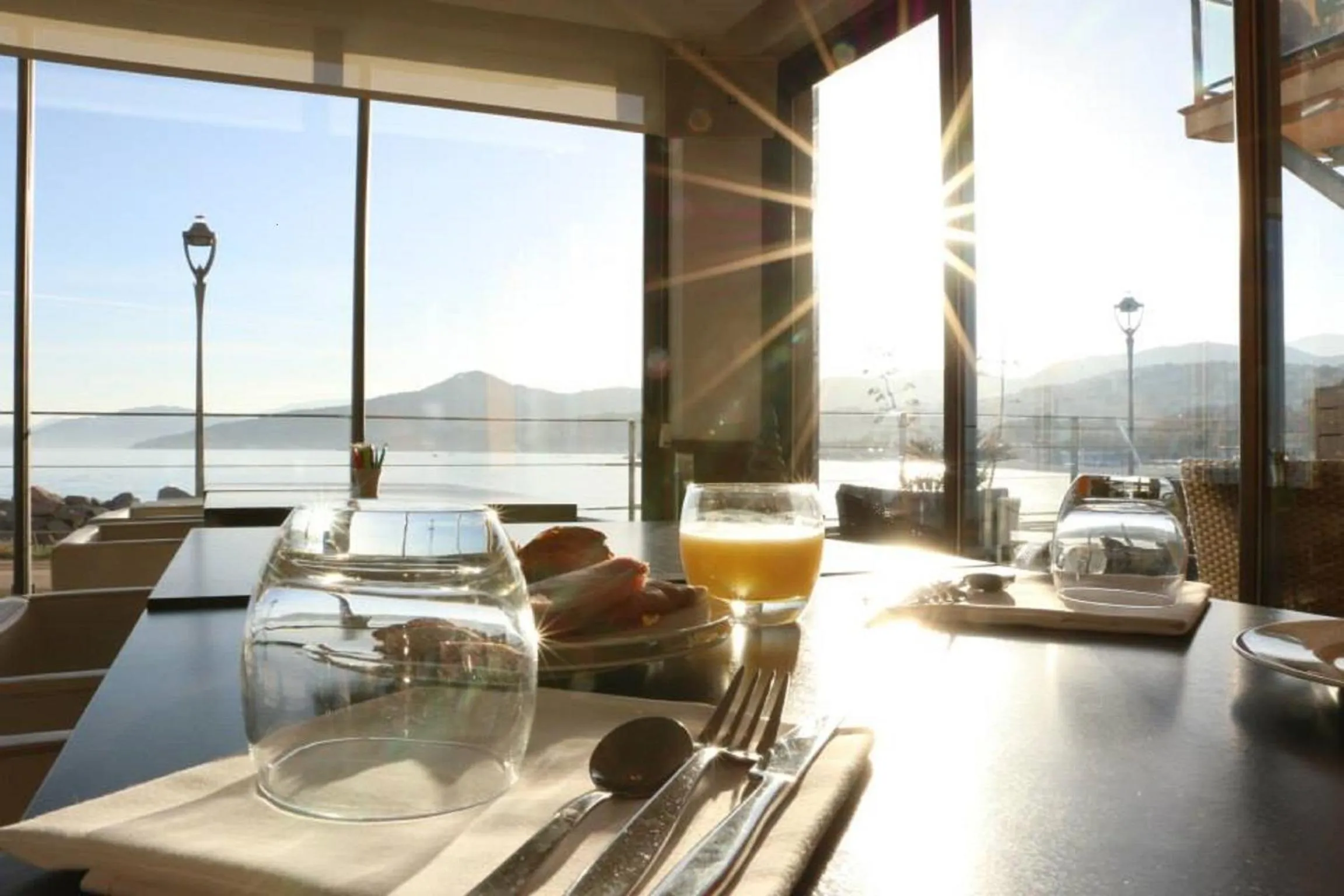 Restaurant/places to eat in L'Escale Côté Sud