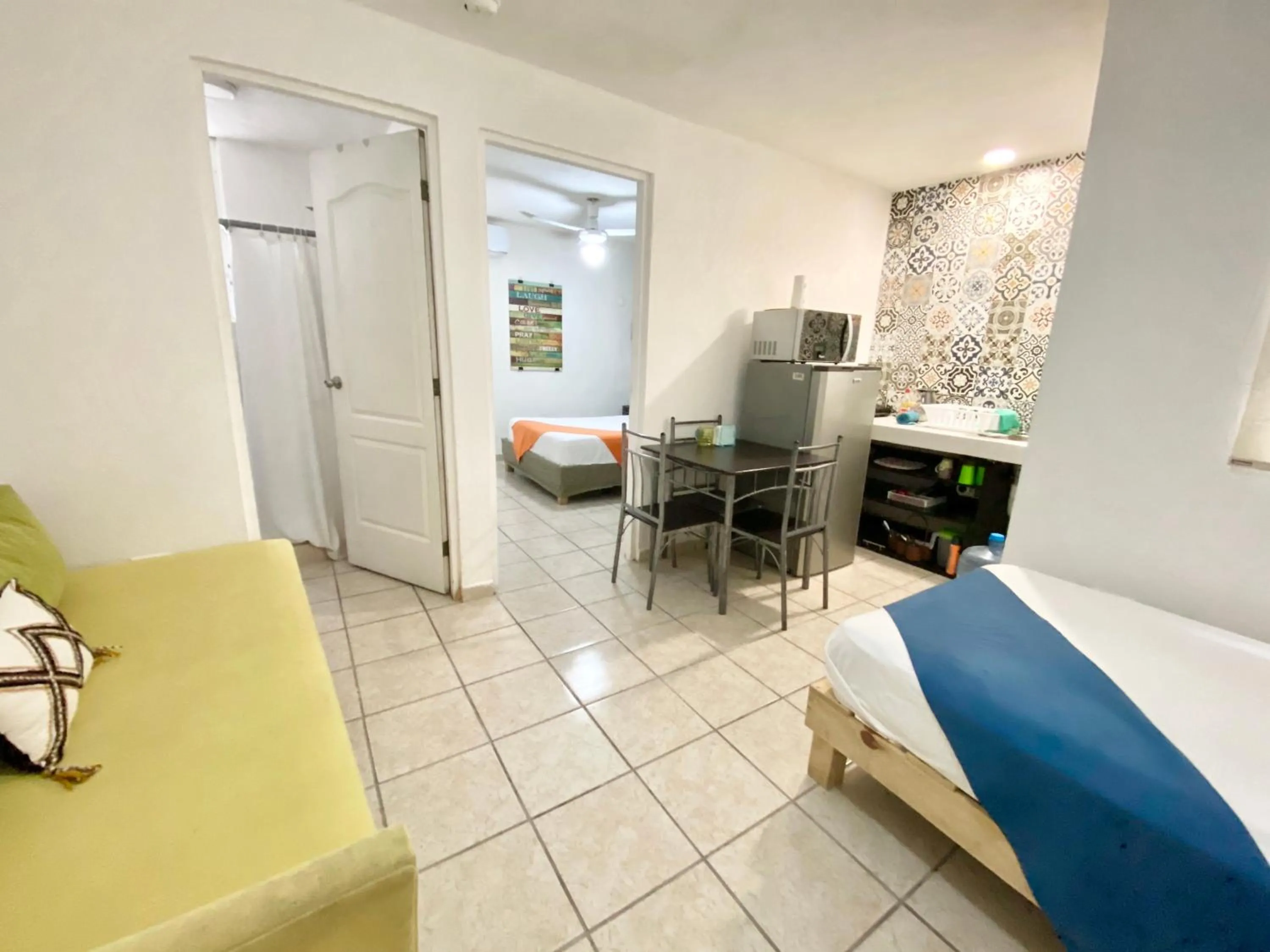 Kitchen or kitchenette in Coco Suites by Andiani Travel