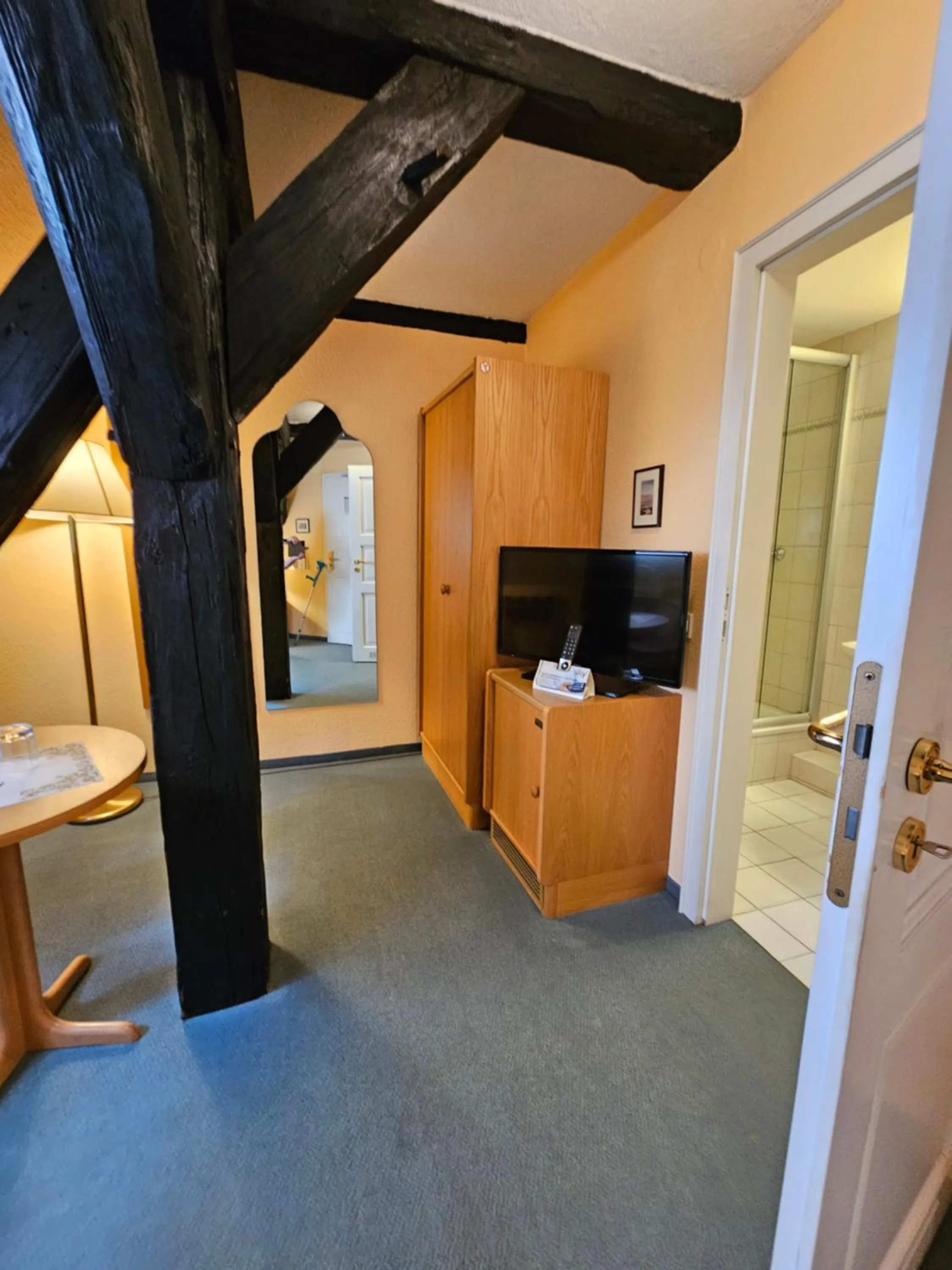 Bed in Hotel Am Markt & Brauhaus Stadtkrug