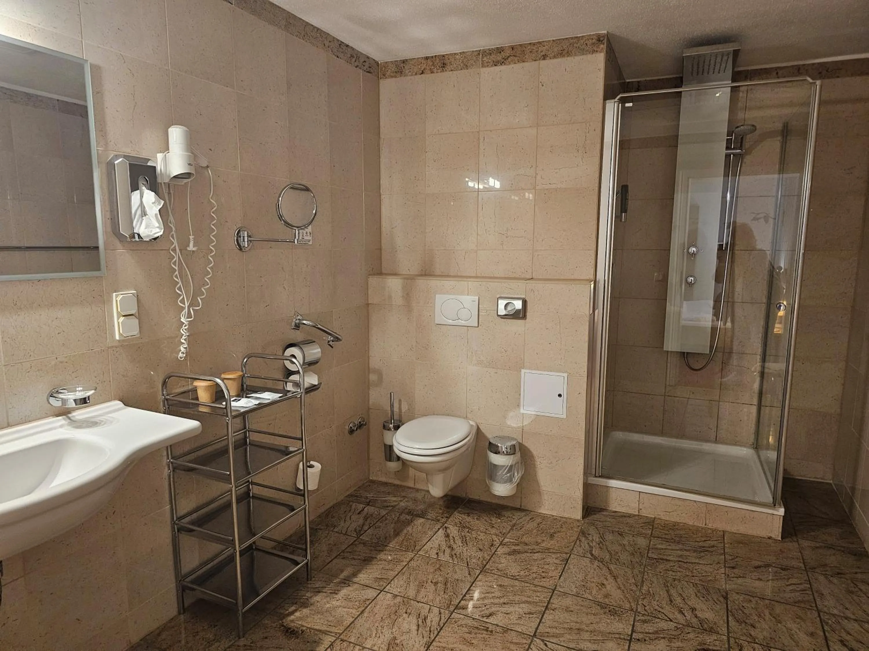 Shower in Hotel Am Markt & Brauhaus Stadtkrug