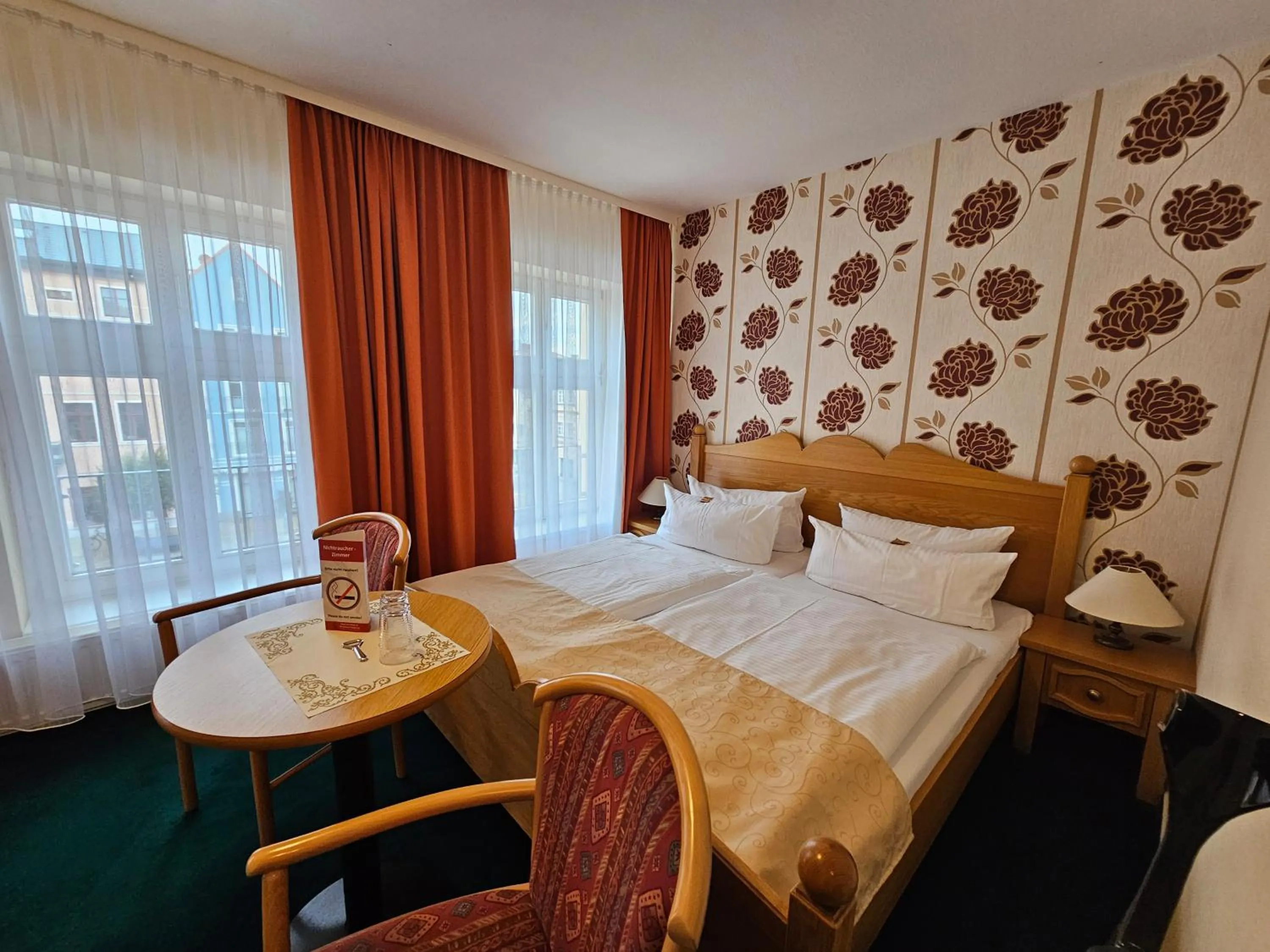 Bed in Hotel Am Markt & Brauhaus Stadtkrug