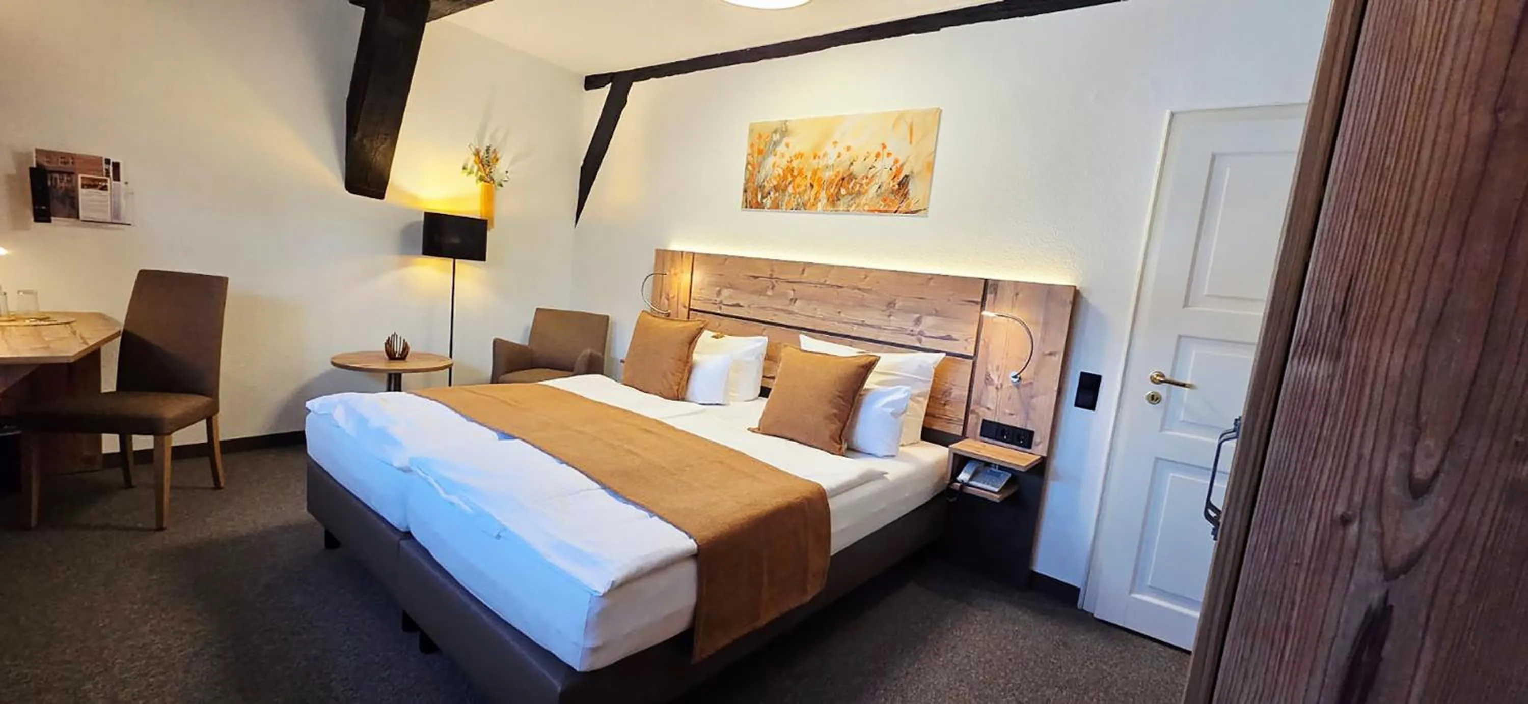 Restaurant/places to eat, Bed in Hotel Am Markt & Brauhaus Stadtkrug