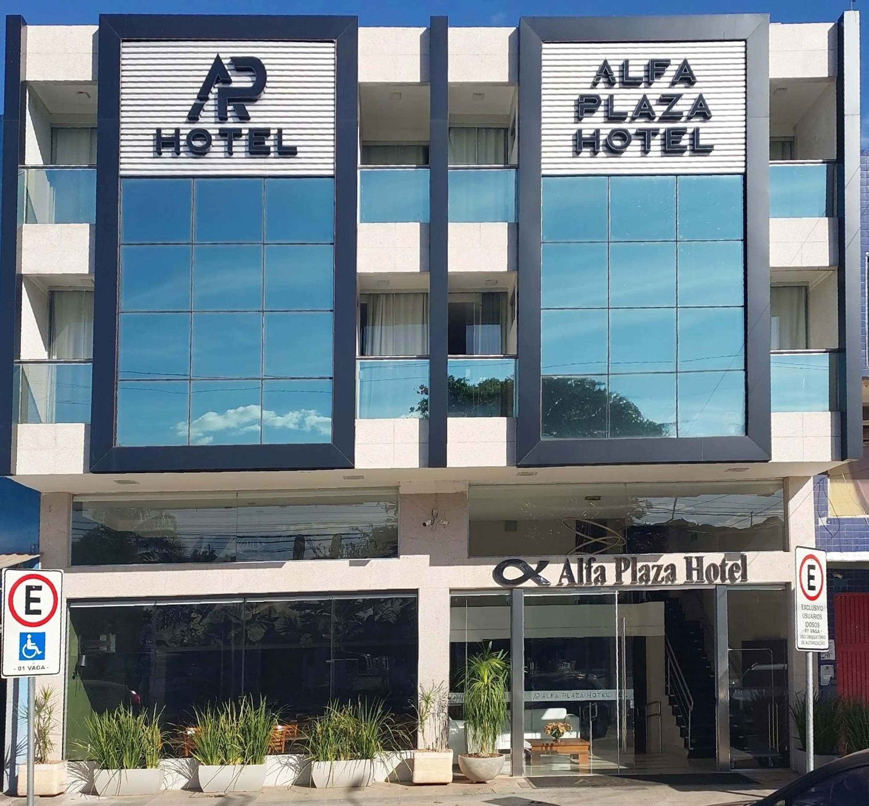 Property building in Alfa Plaza Hotel