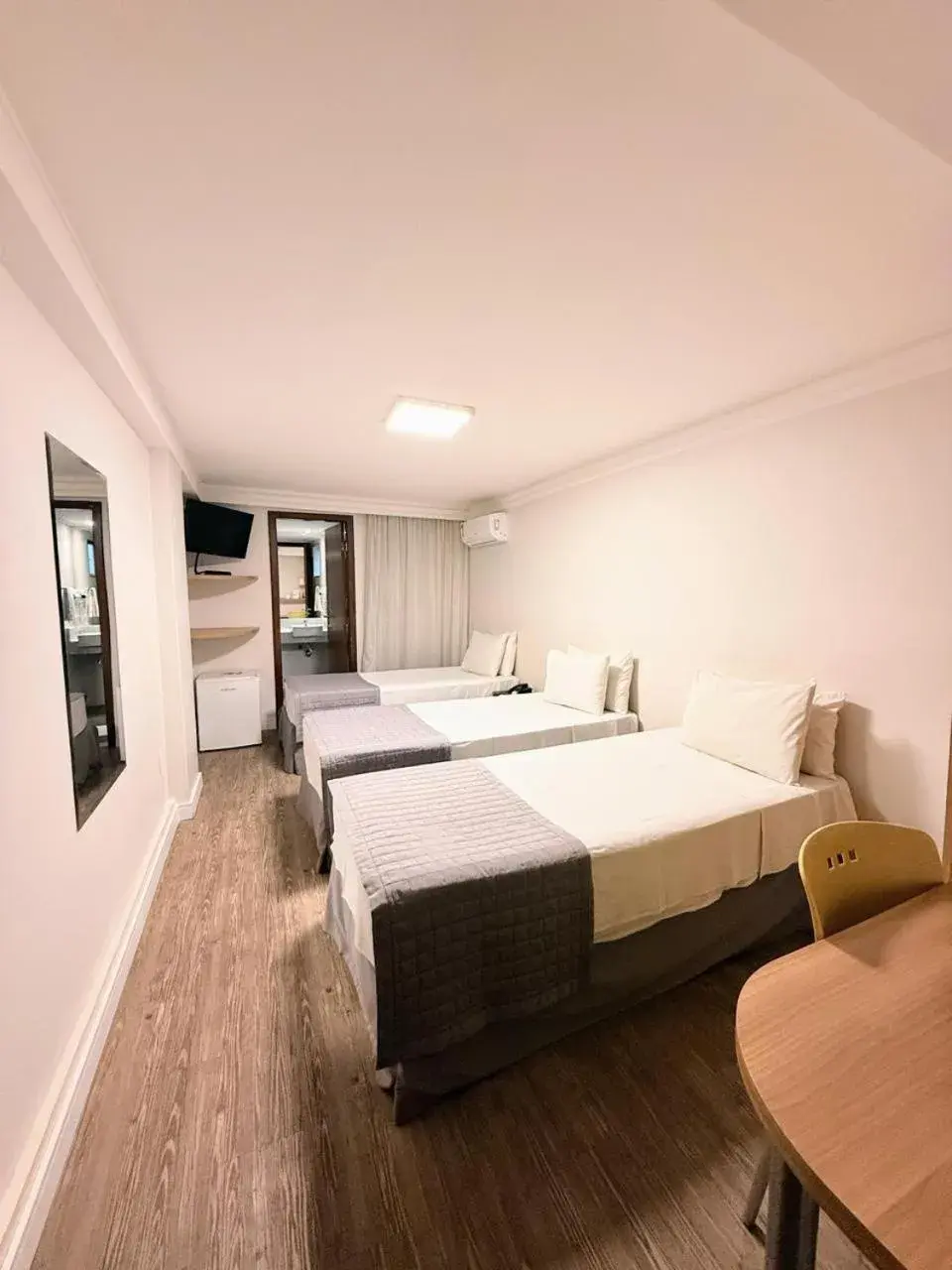 Triple Room with Three Single Beds in Alfa Plaza Hotel Triple Room with Three Single Beds in Alfa Plaza Hotel