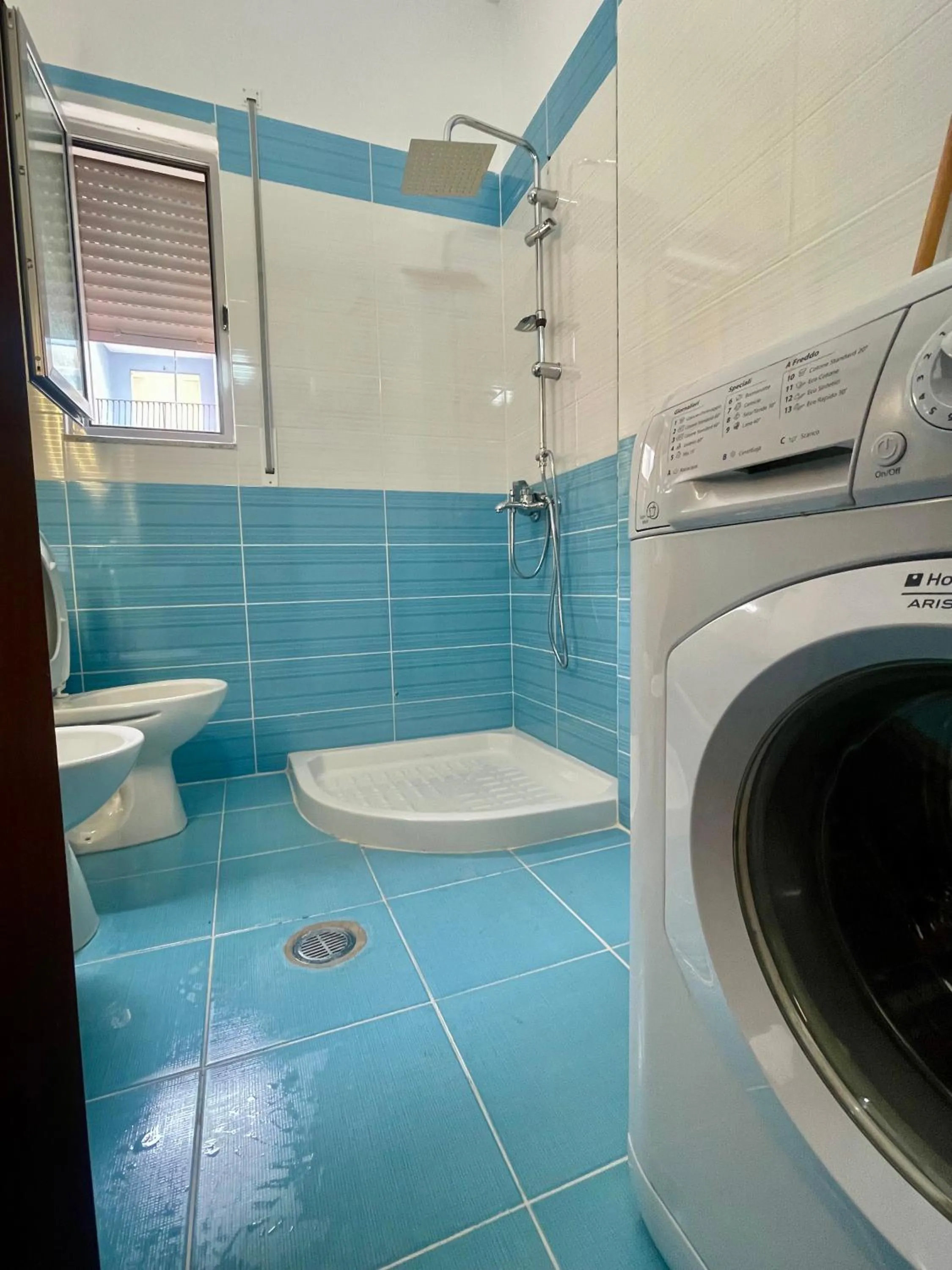 Shower in TOURISTS RESIDENCE