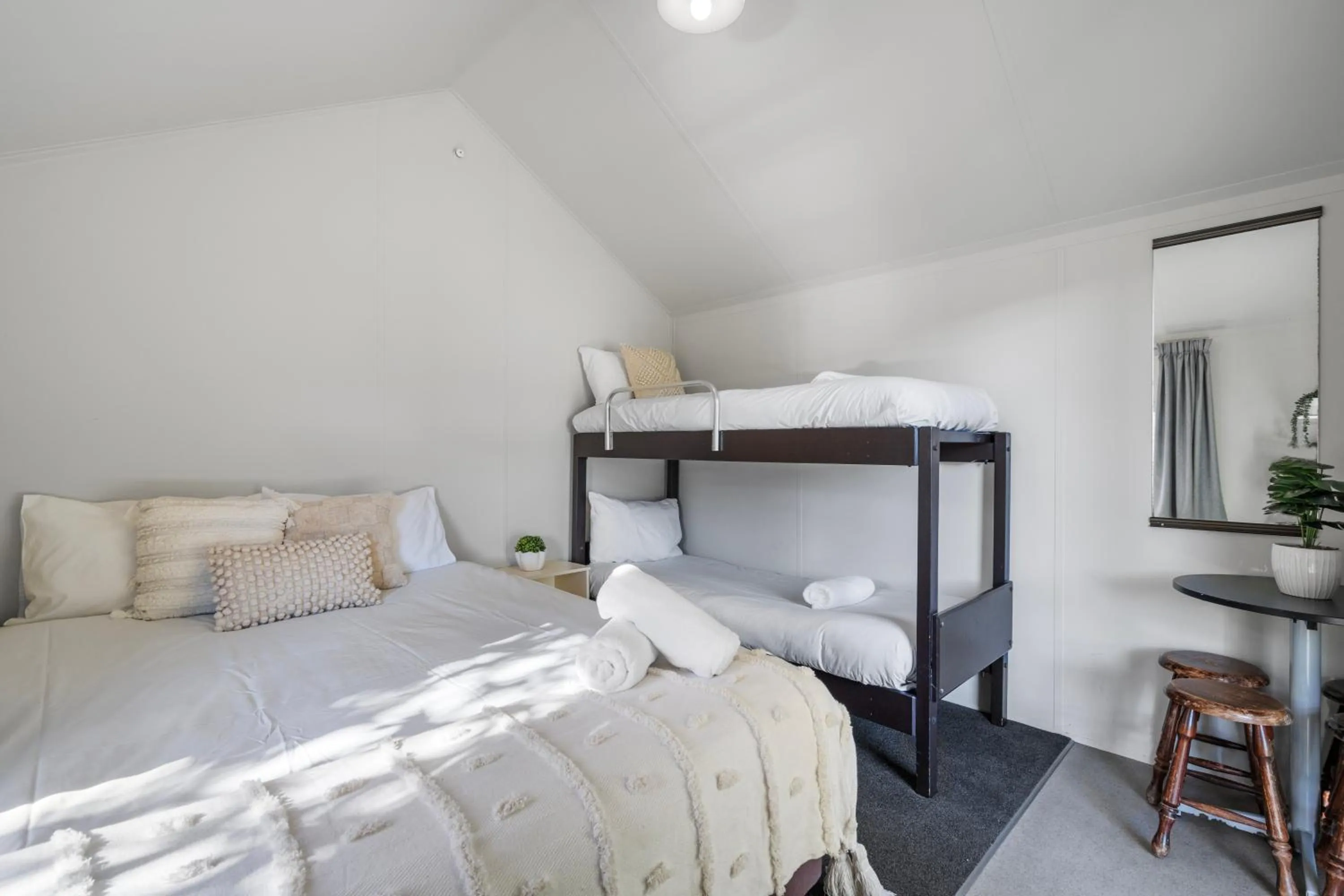 Bed in Tasman Holiday Parks Picton