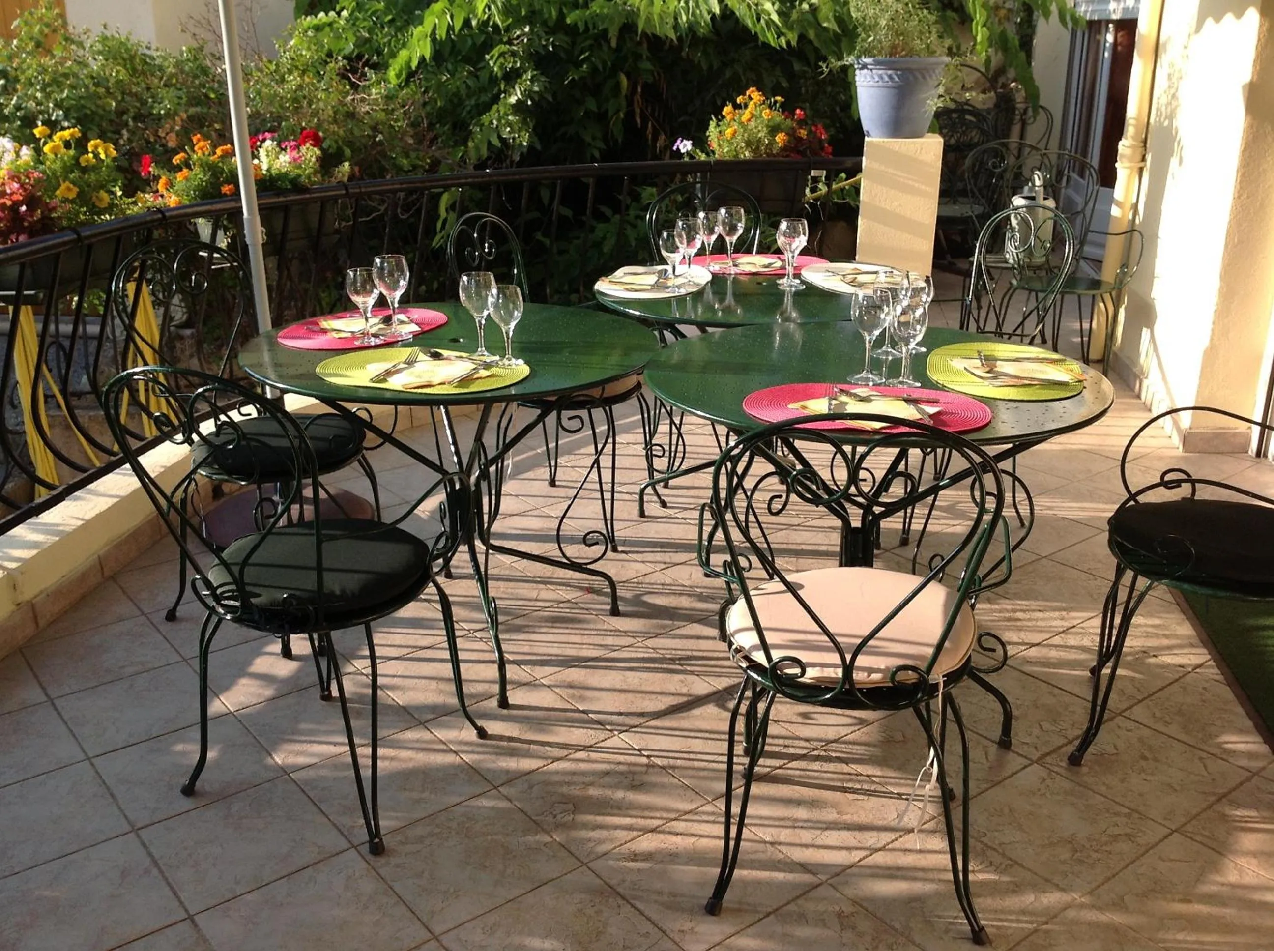 Hôtel Restaurant Les oliviers