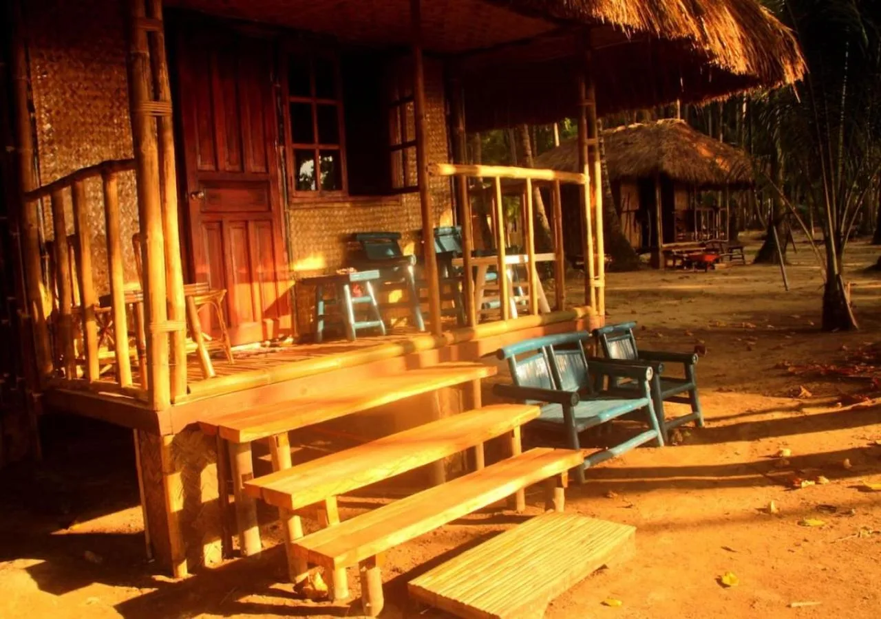 Property building in Arkadia Beach Resort by RedDoorz