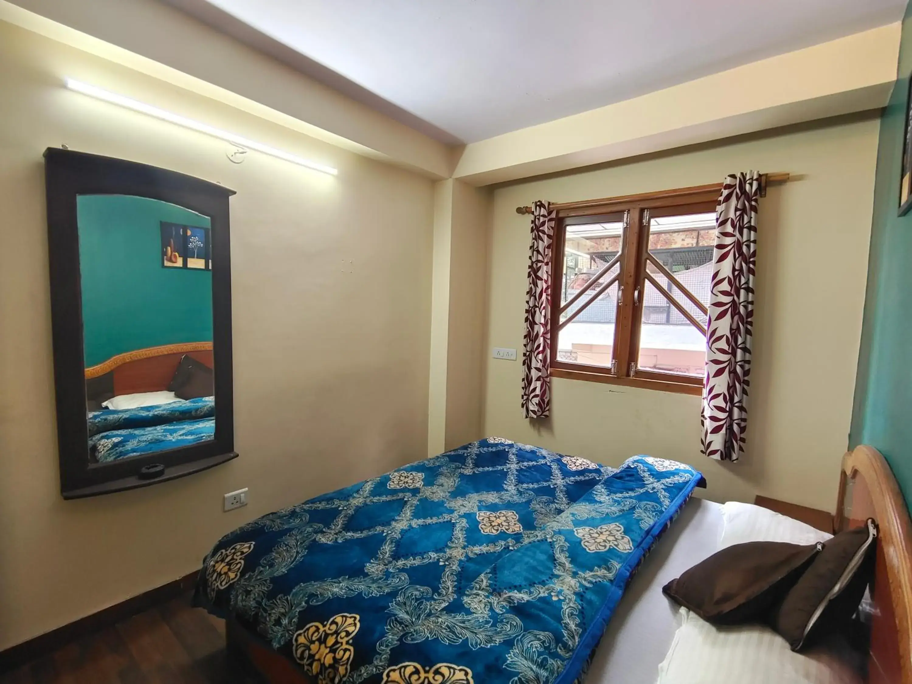 Bed in Singhs BnB by Lazy Getaways Bed in Singhs BnB by Lazy Getaways