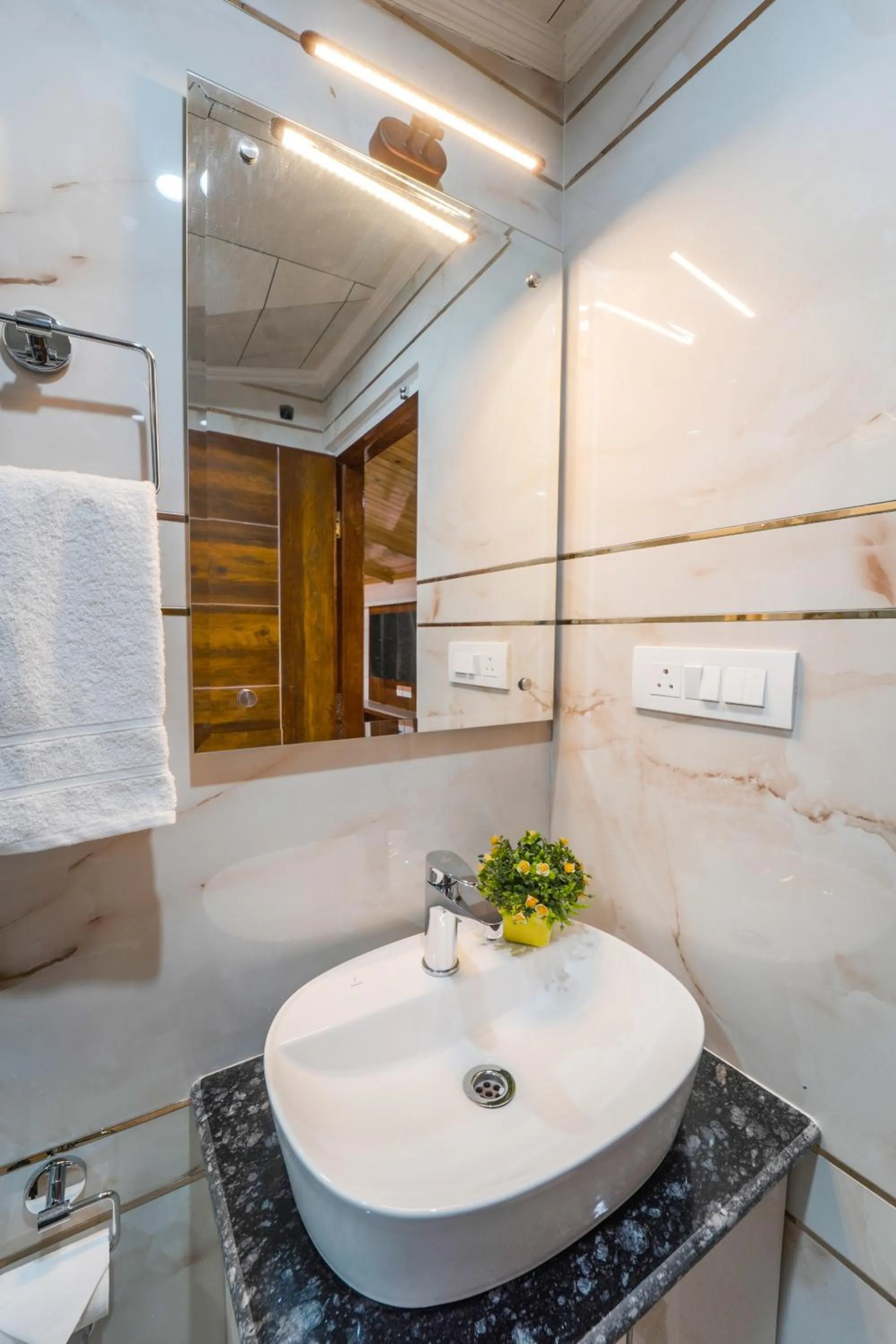 Bathroom in Singhs BnB by Lazy Getaways