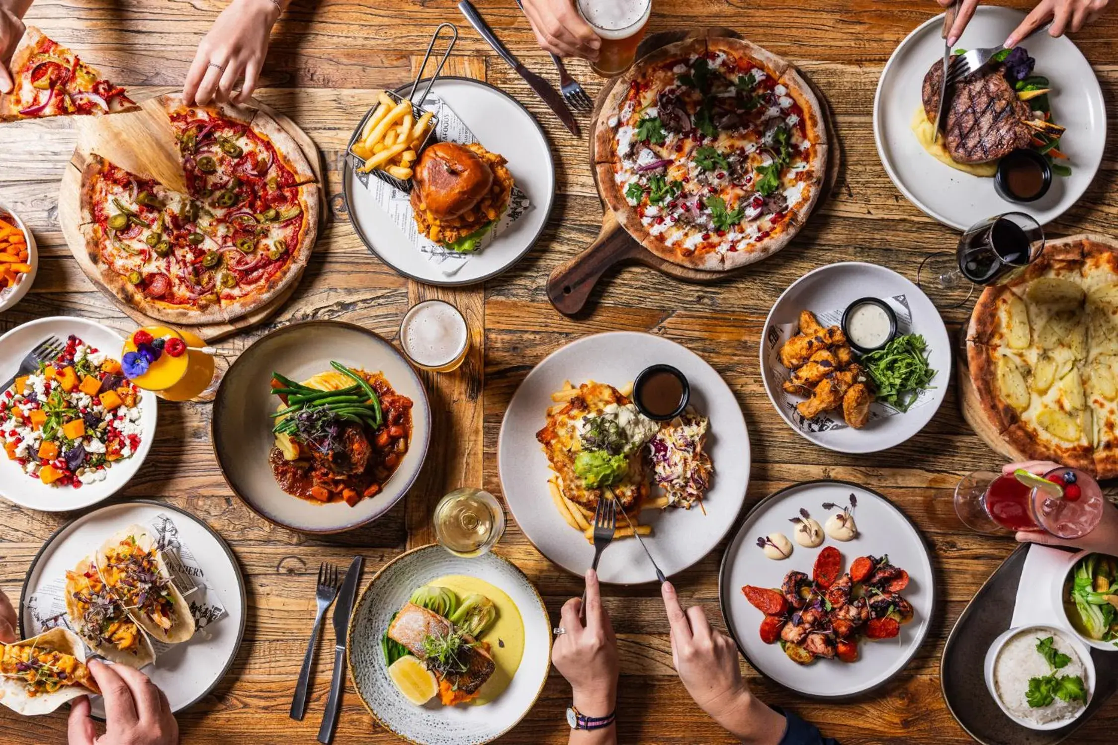 Restaurant/places to eat in Holiday Inn Warwick Farm by IHG Restaurant/places to eat in Holiday Inn Warwick Farm by IHG