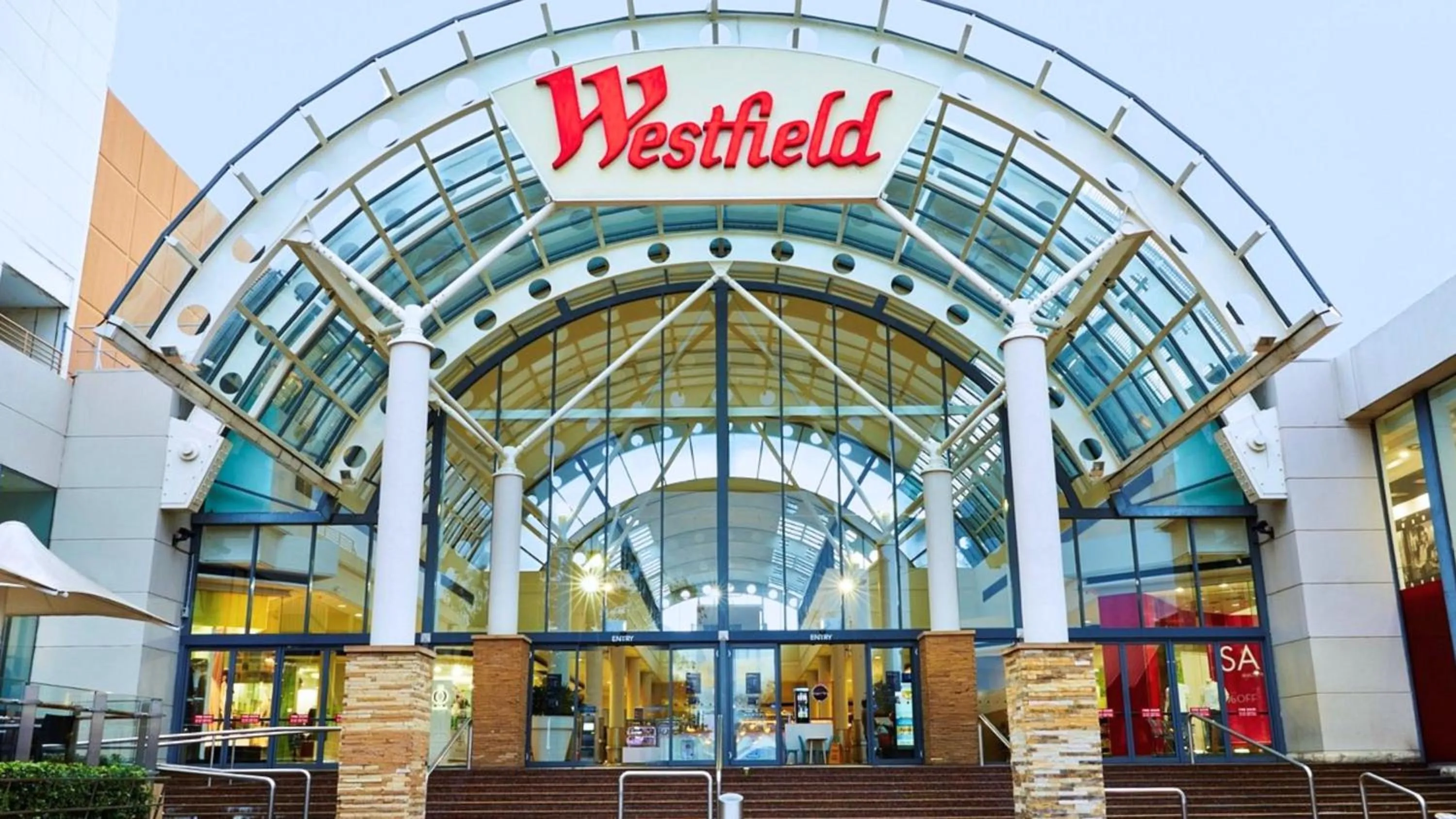 Nearby landmark in Holiday Inn Warwick Farm by IHG