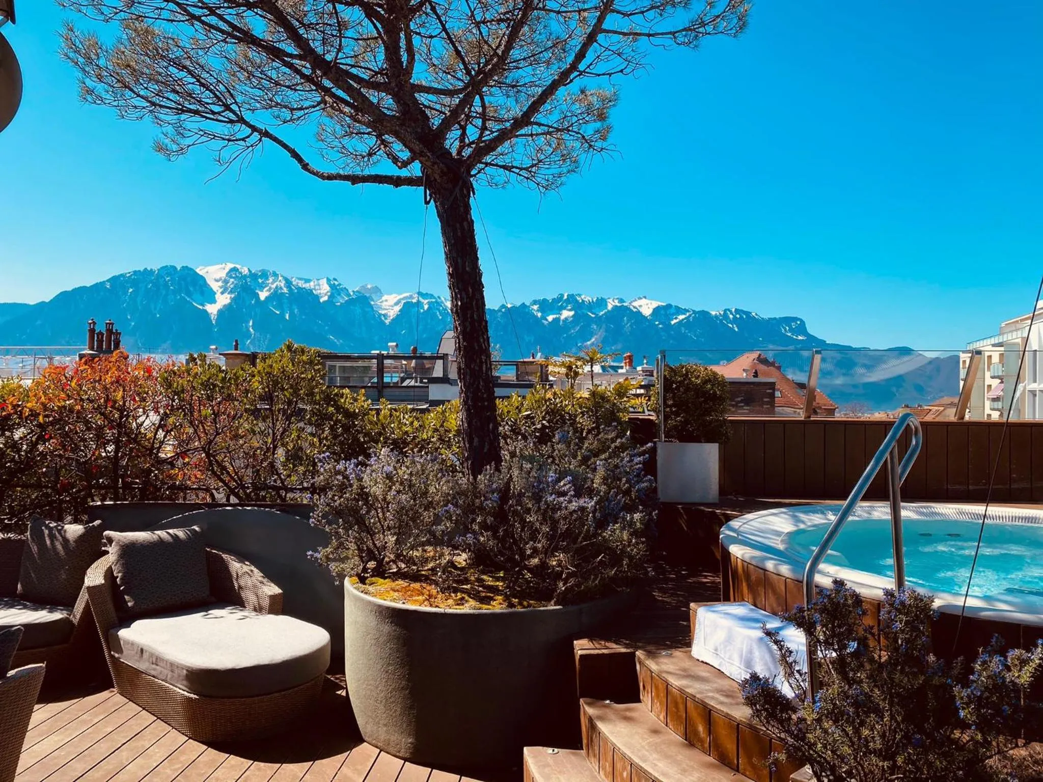 Mountain view in Astra Vevey Hotel & Restaurant
