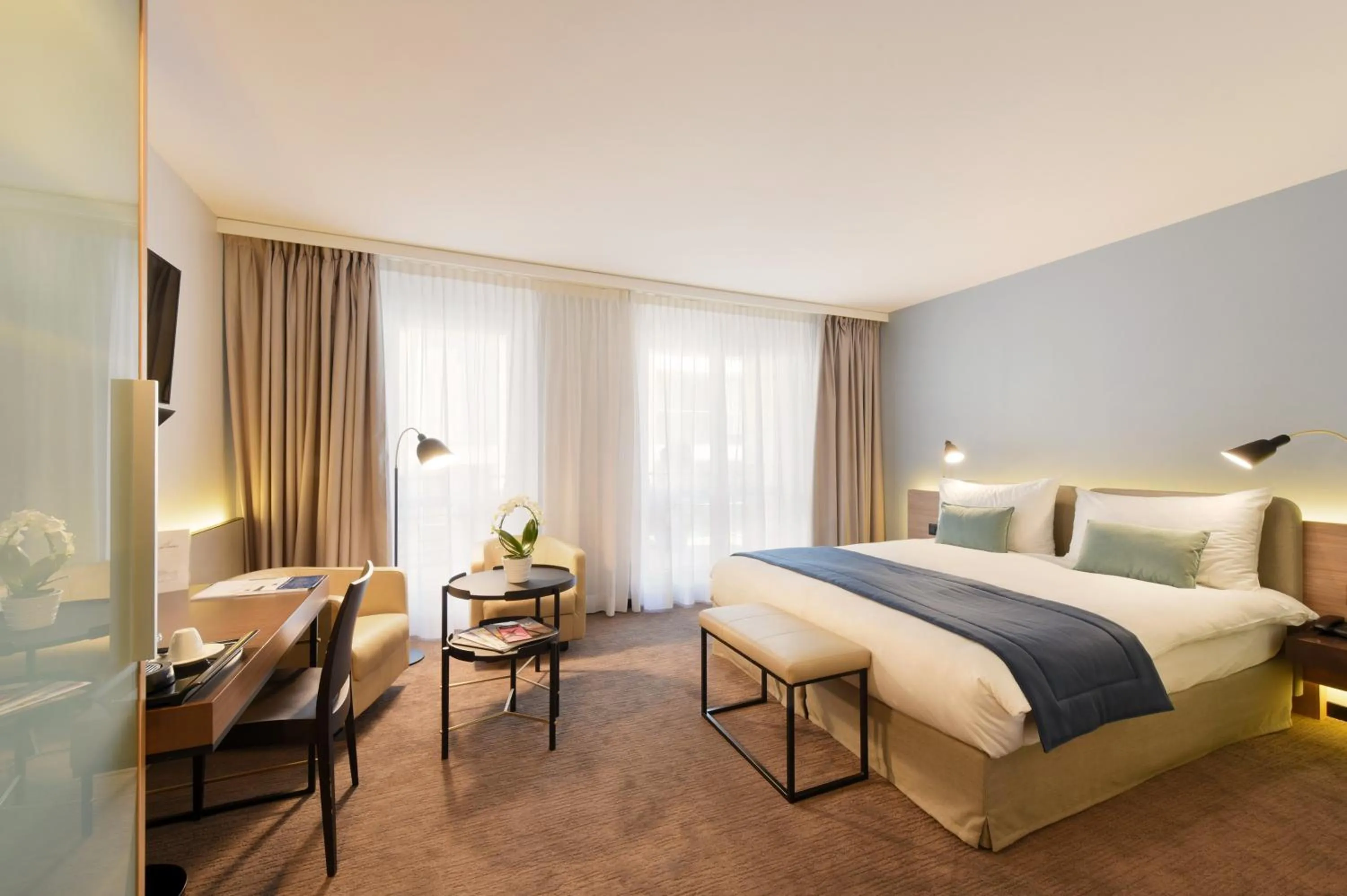 Bedroom, Bed in Astra Vevey Hotel & Restaurant