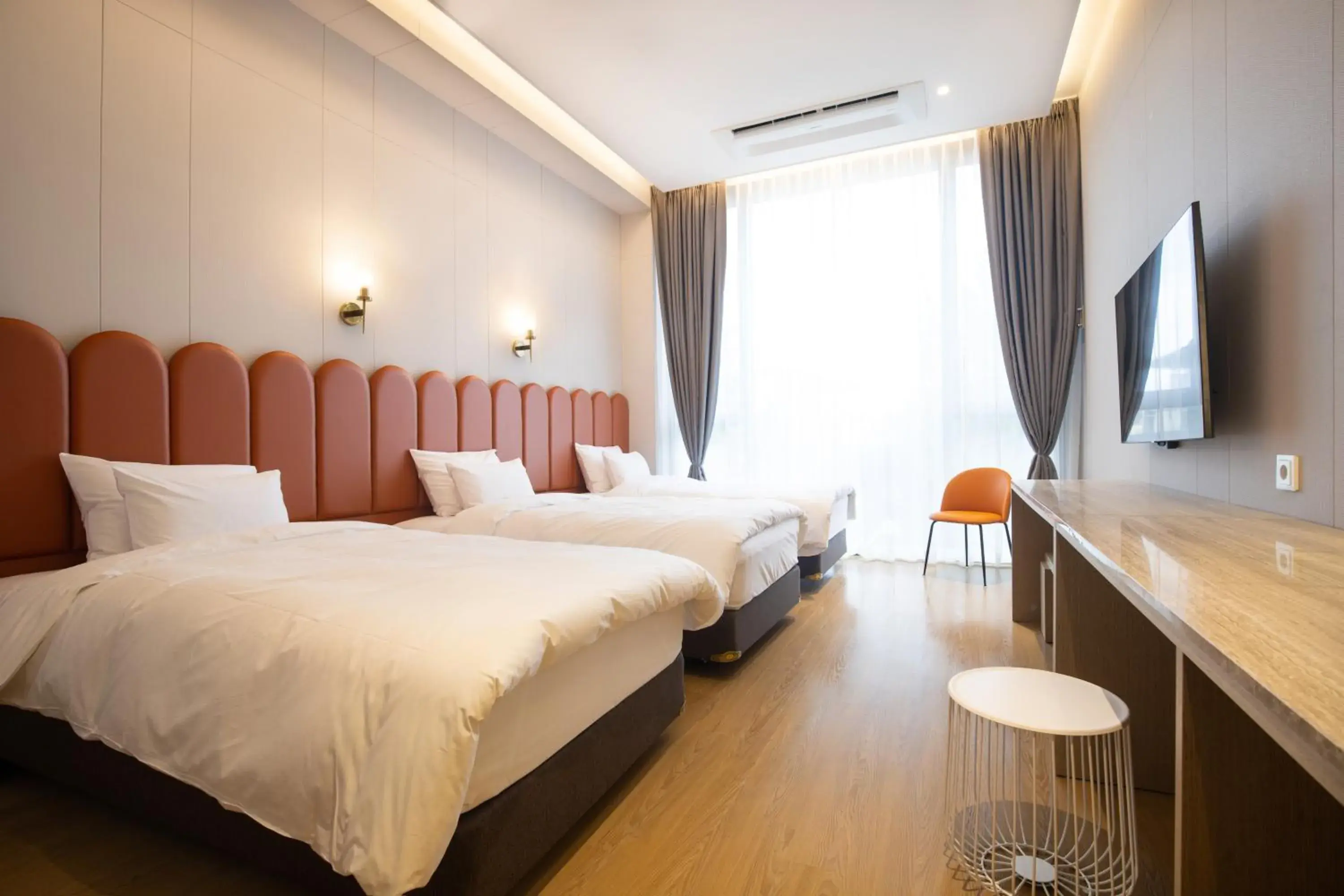 Bedroom, Bed in Jeonju Tourist Hotel kkotsim Bedroom, Bed in Jeonju Tourist Hotel kkotsim