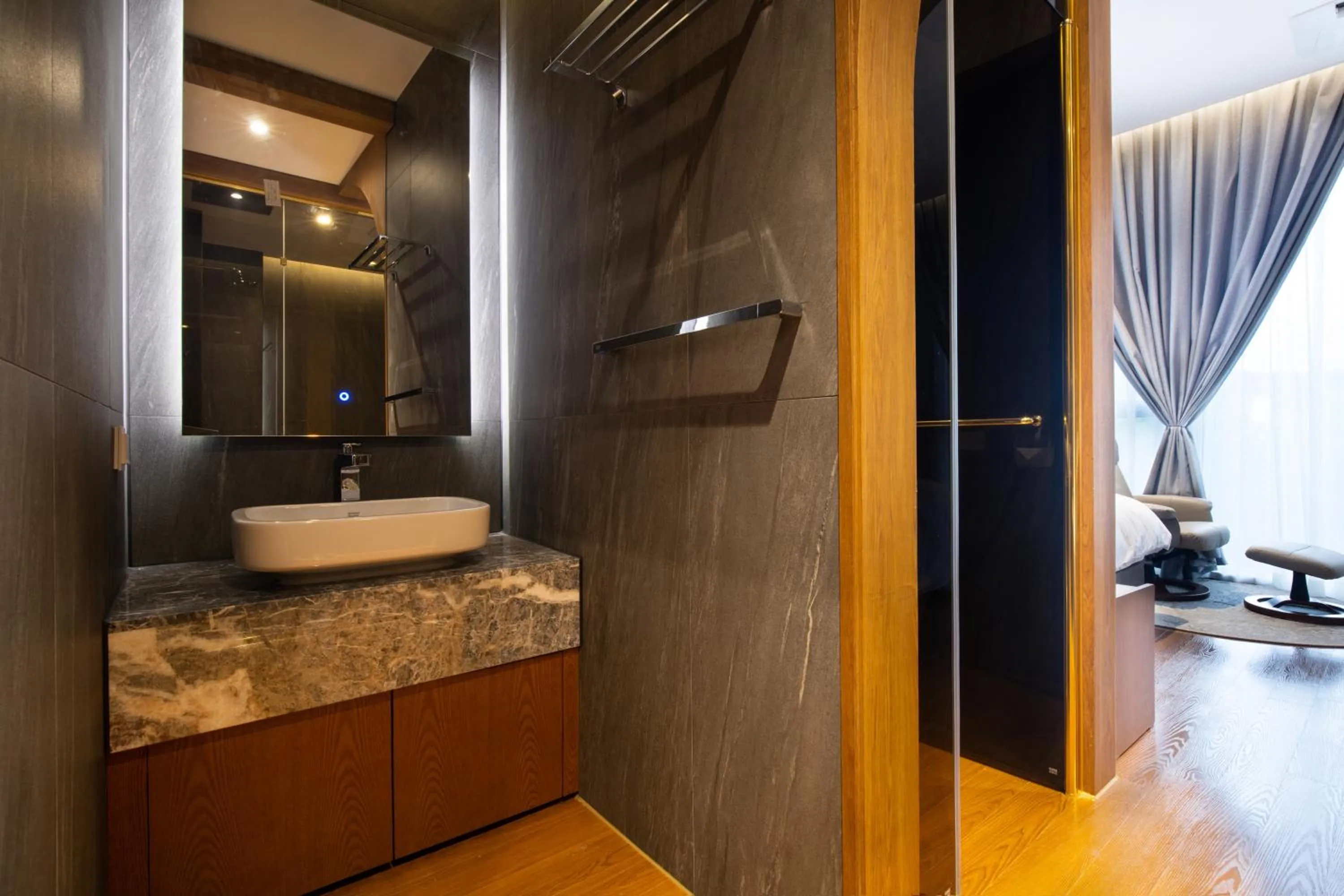 Bathroom in Jeonju Tourist Hotel kkotsim