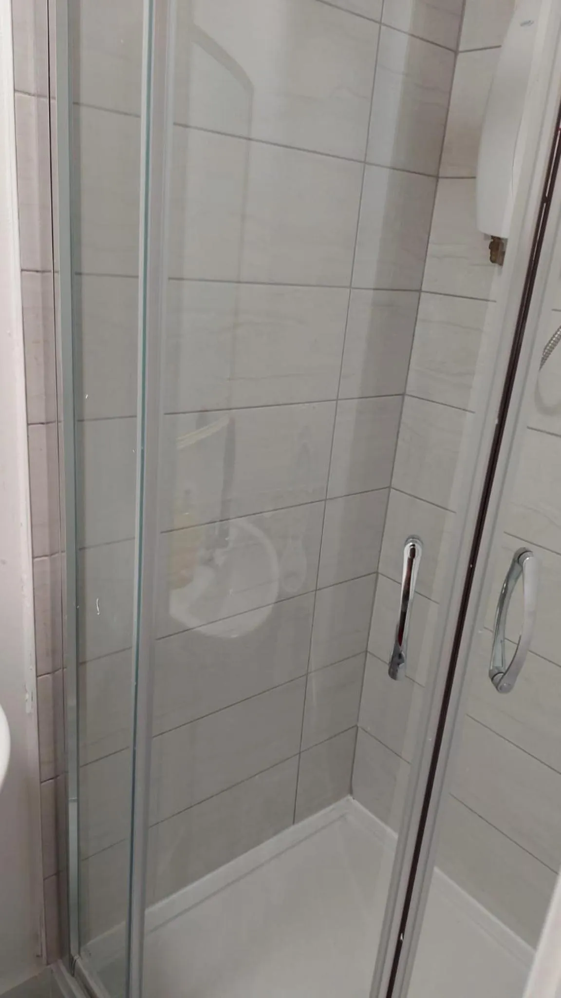 Bathroom in Kensington place