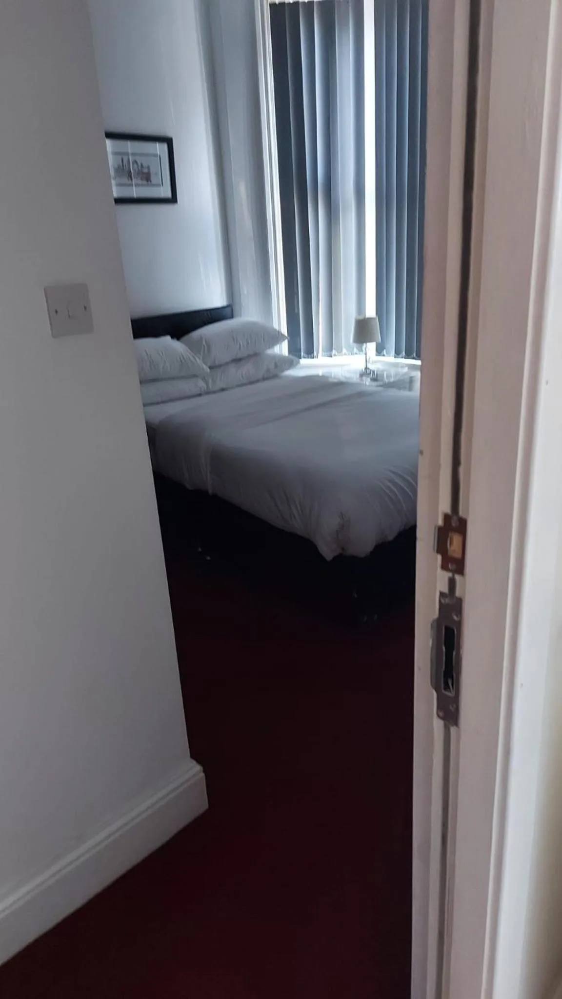 Bedroom in Kensington place