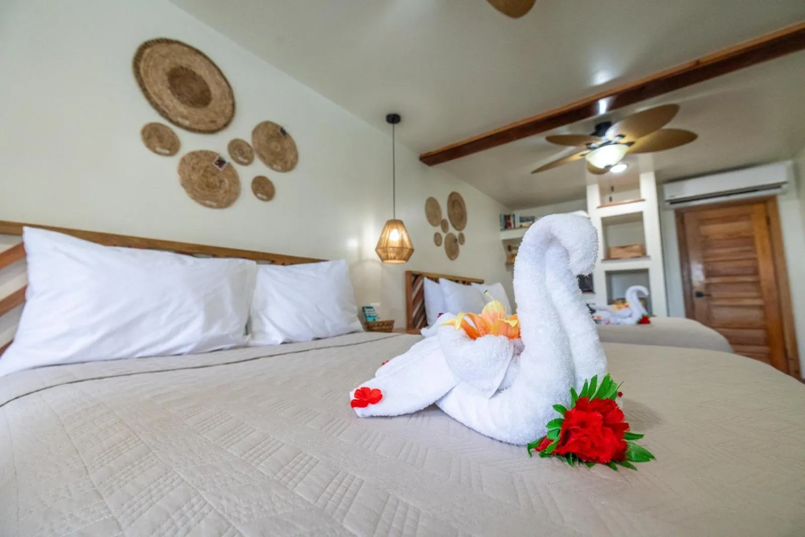 Bed in Ocean Tide Beach Resort